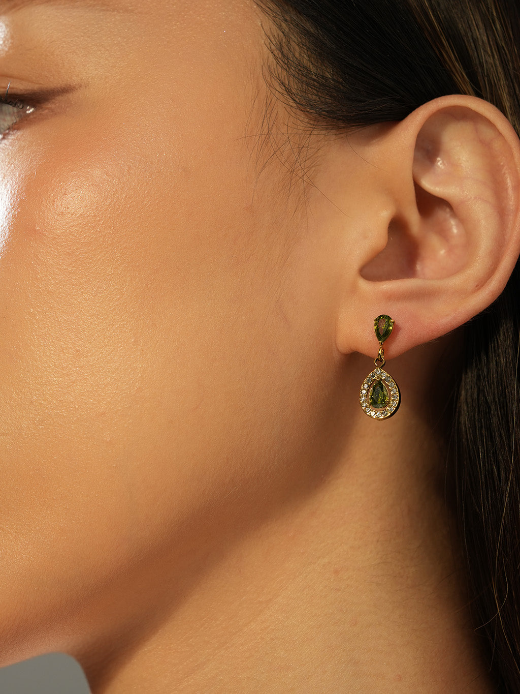 Olive Romantic Teardrop Earrings Gold
