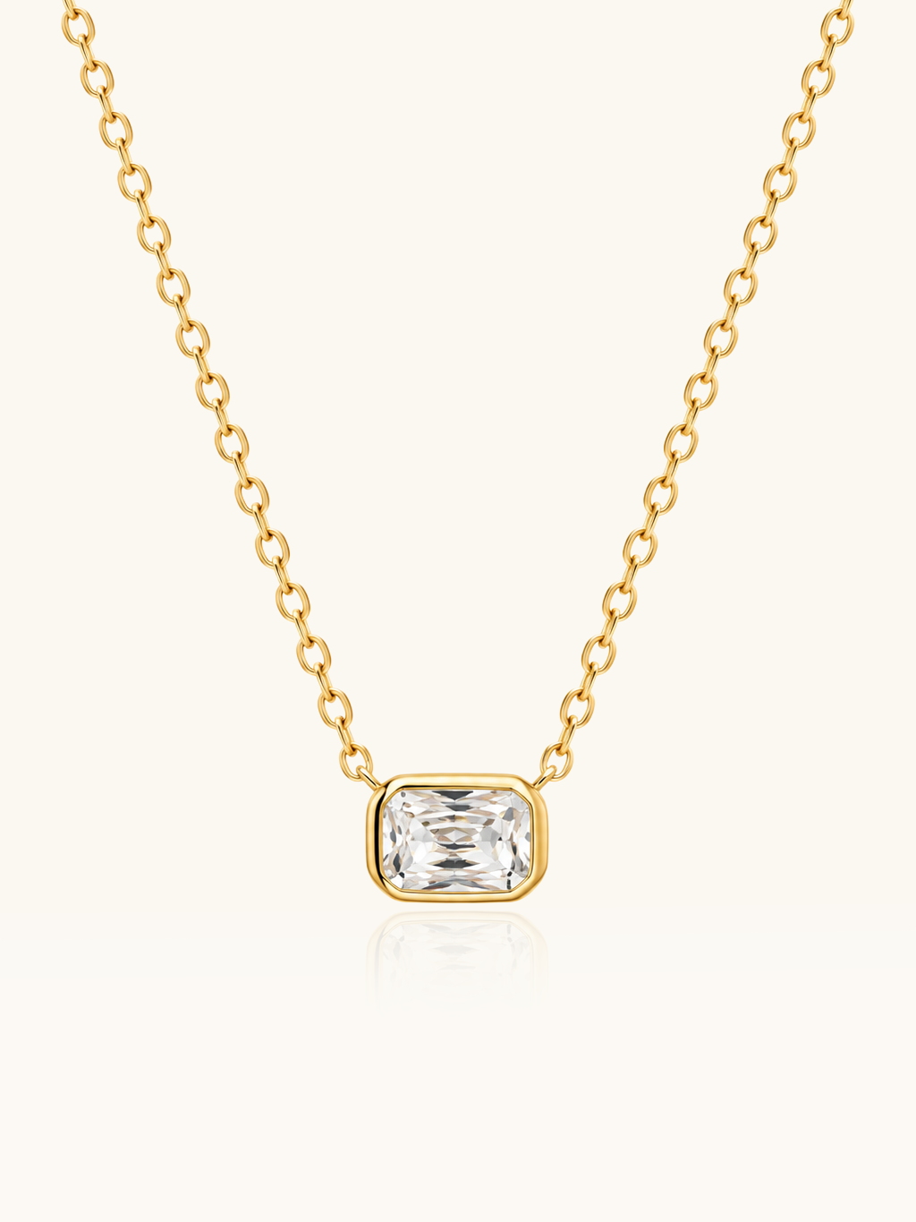 Goldene Halskette mit rechteckigem Zirkonia Anhänger