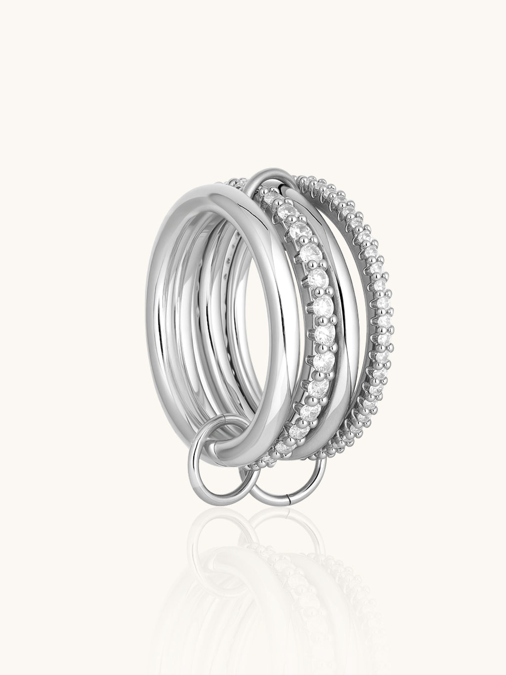Interlocked Mixed-Metal Shine Ring Silber