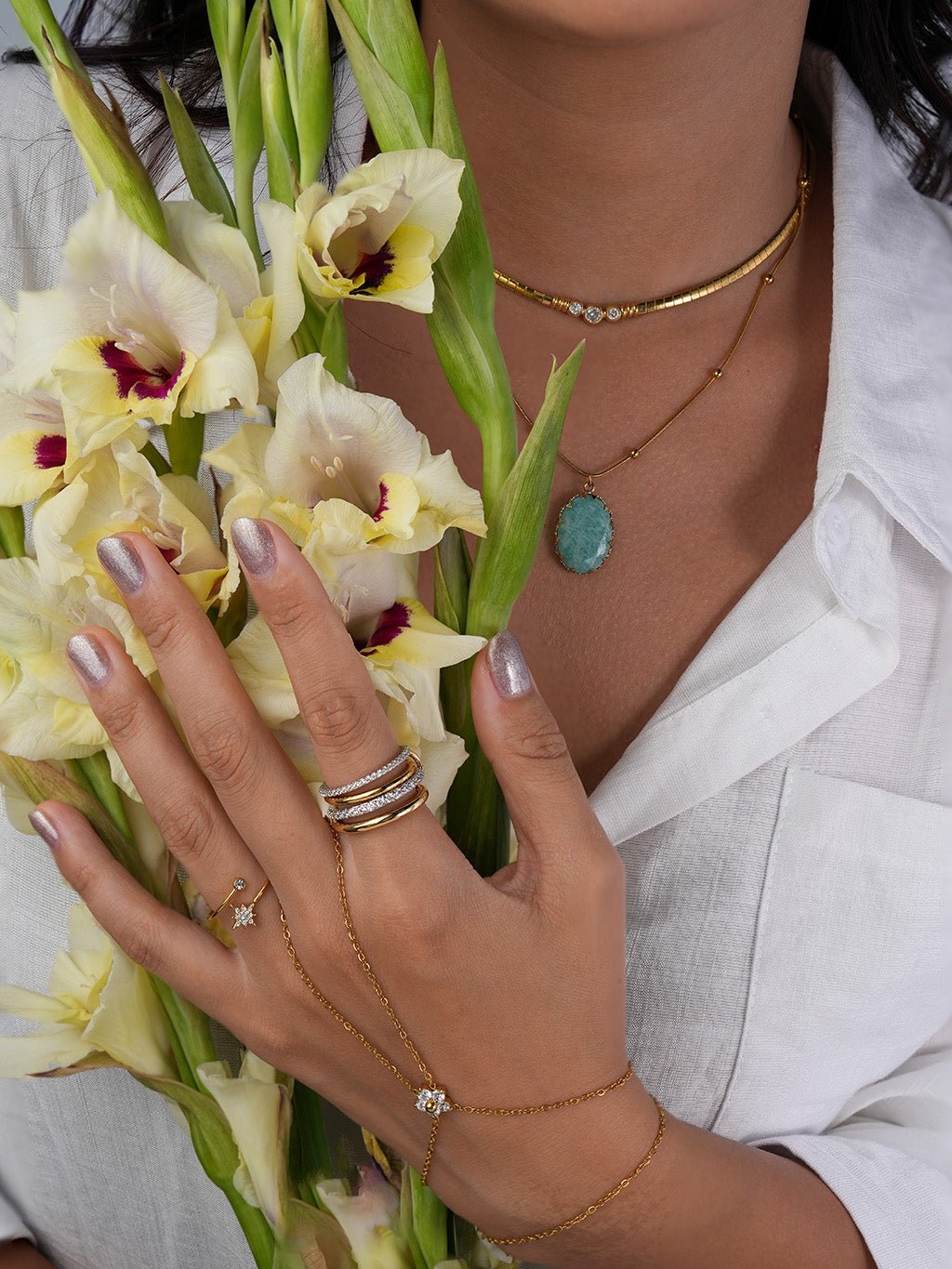 Blütenzirkonia Finger - Armband Gold - Dorose | Wasserresistent, kein Verfärben