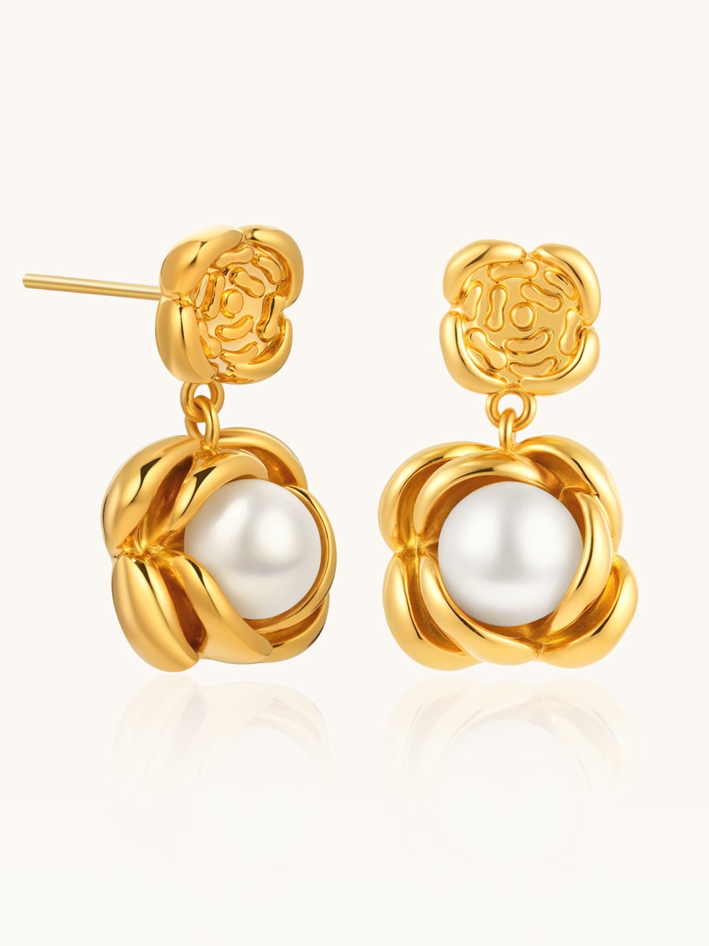 Blüten - Ohrhänger mit schwebender Perle Gold - Dorose | Wasserresistent, kein Verfärben