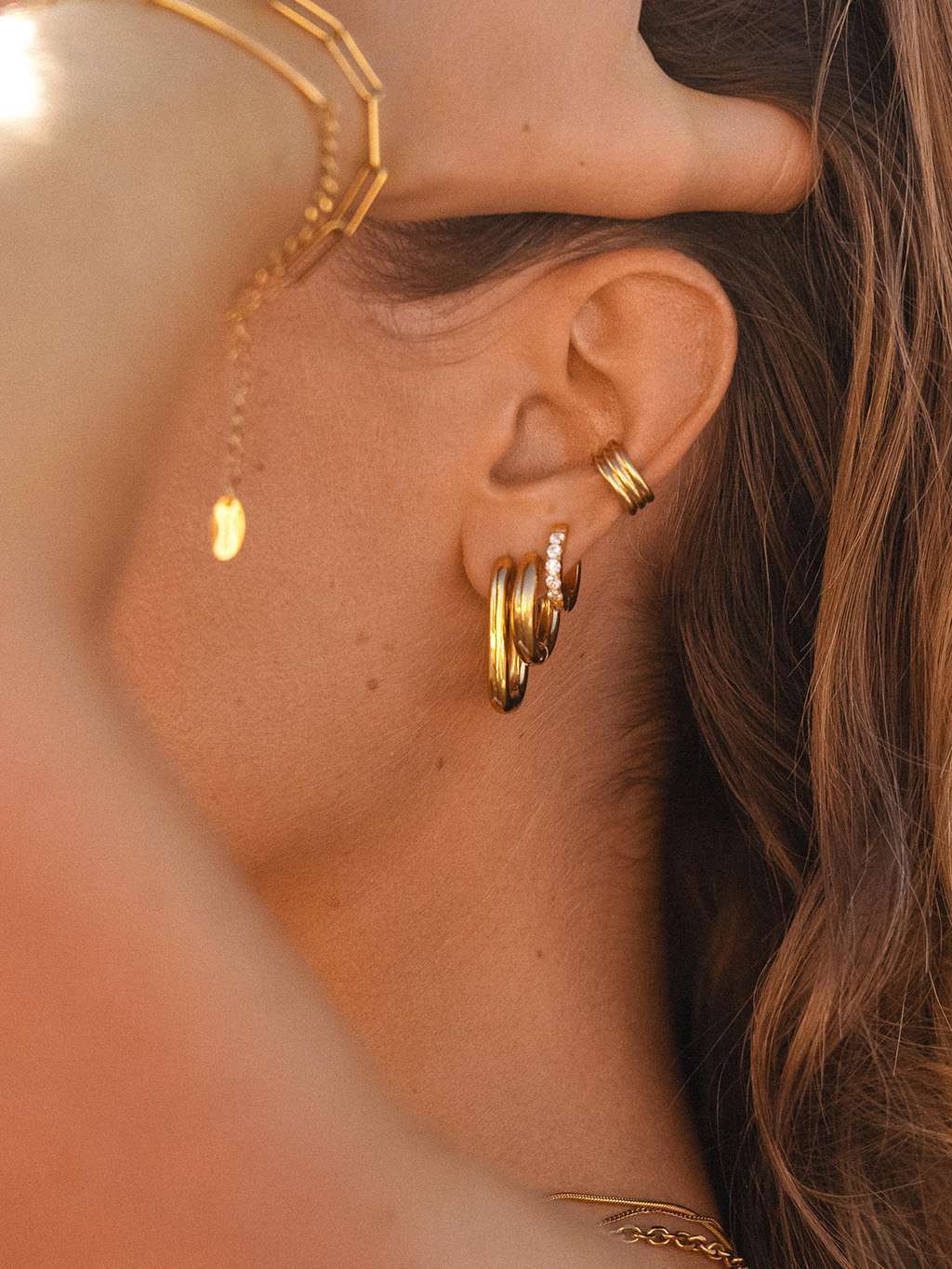 C Ohrringe Gold - Dorose | Wasserfester Schmuck, 18K vergoldet