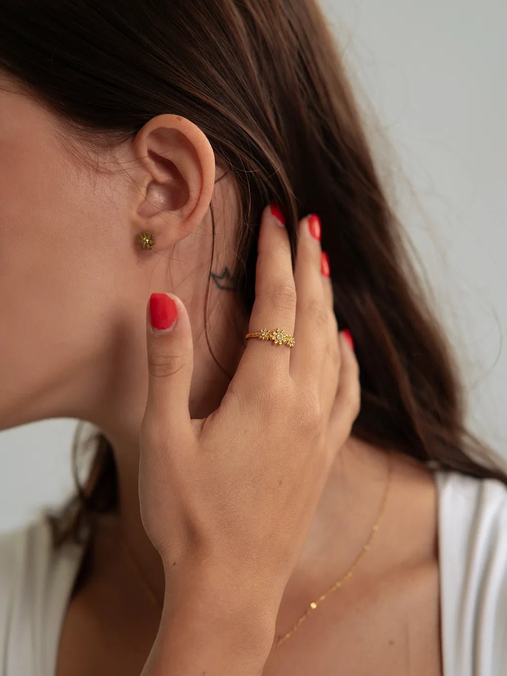 Daisy Ohrstecker Gold - Dorose | Wasserfester Schmuck, 18K vergoldet