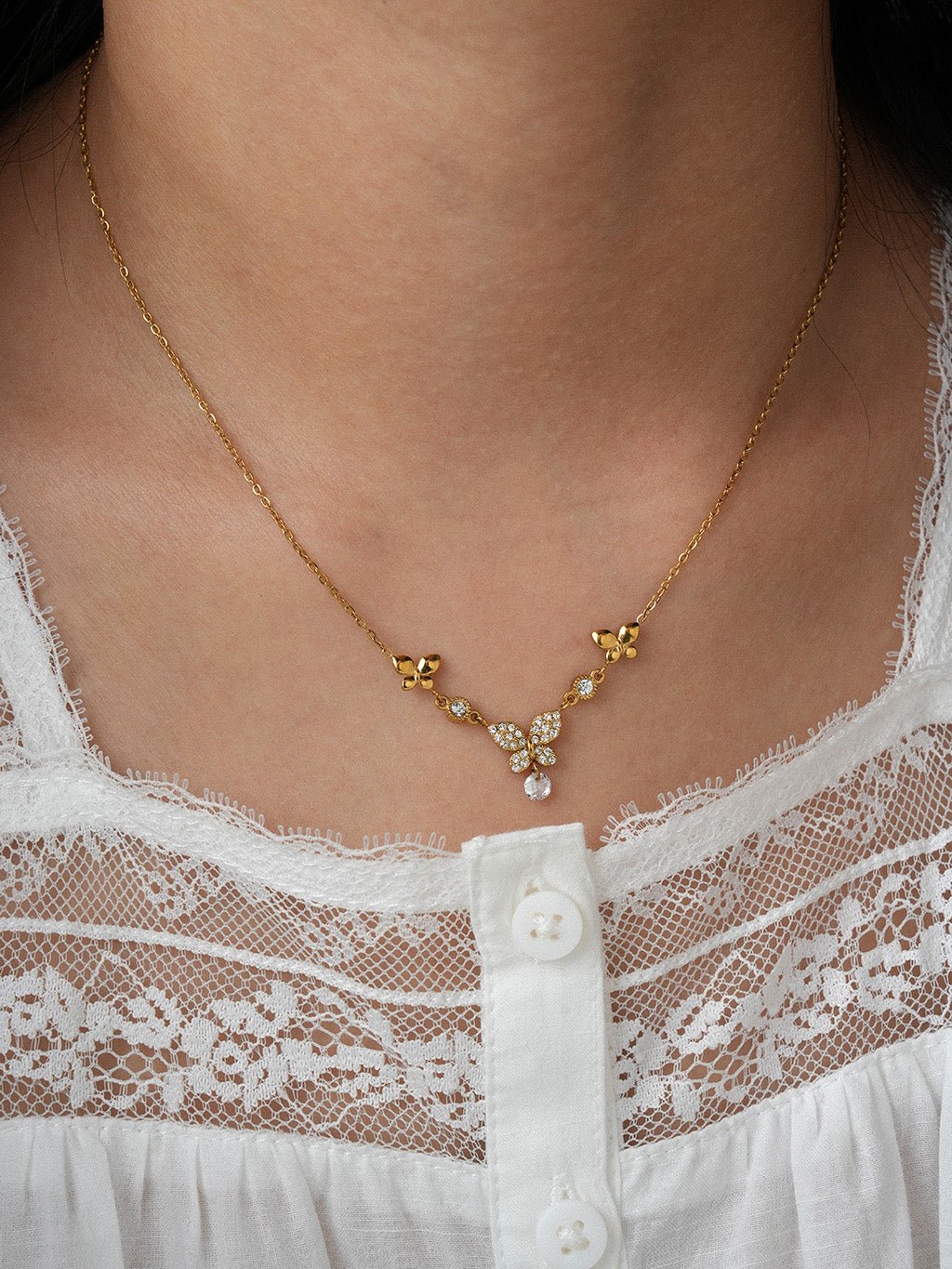 Elegante Schmetterling Halskette Gold mit Zirkonia - Dorose | Wasserresistent, kein Verfärben