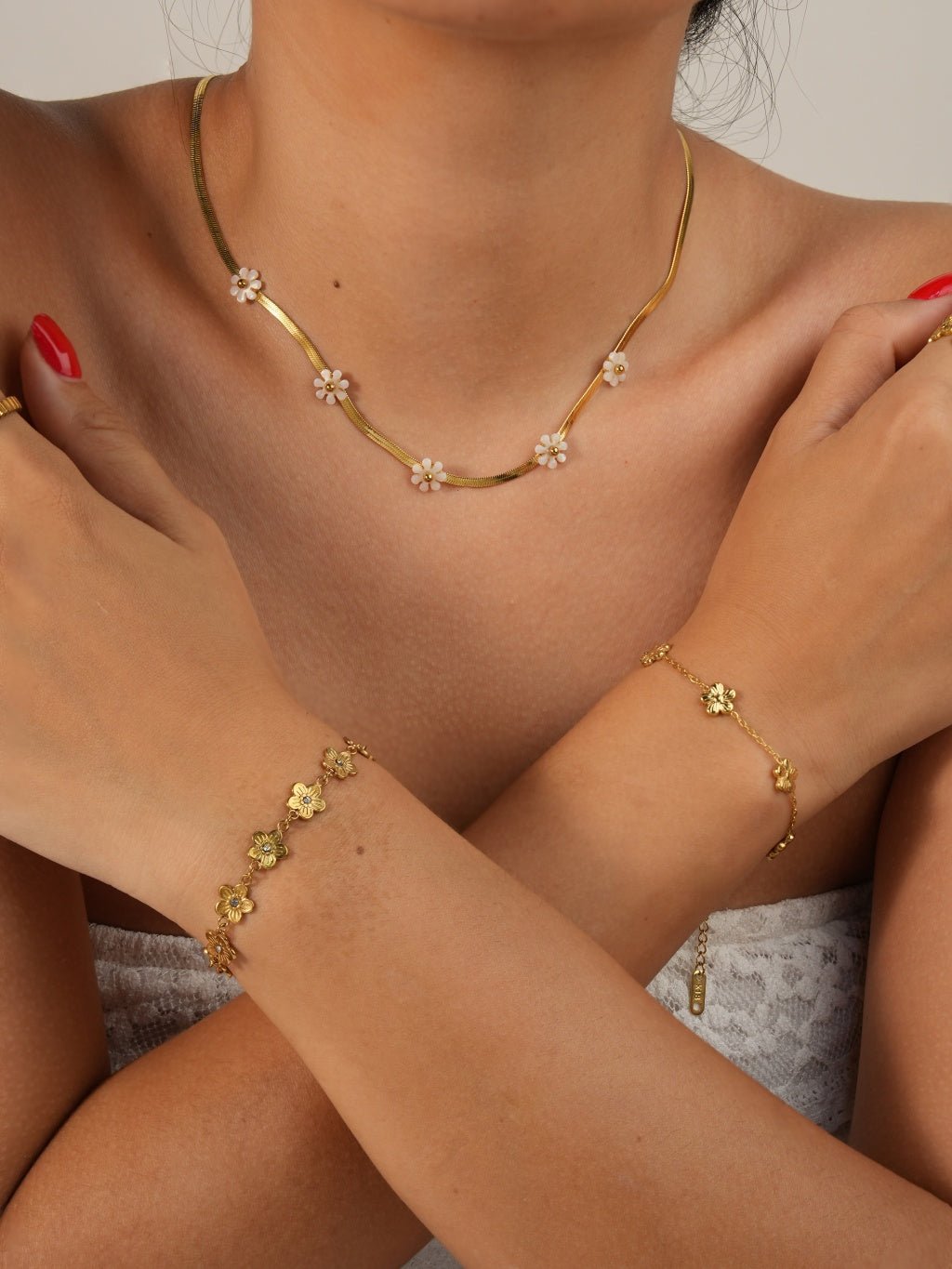 Exquisite Flower Armband Gold - Dorose | Wasserresistent, kein Verfärben