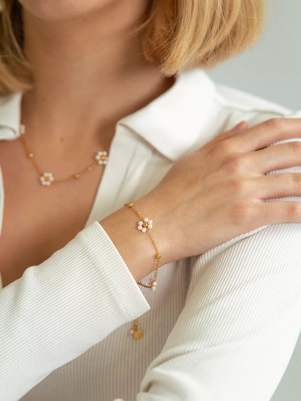 Flower Pearl Armband Gold - Dorose | Wasserfester Schmuck, 18K vergoldet
