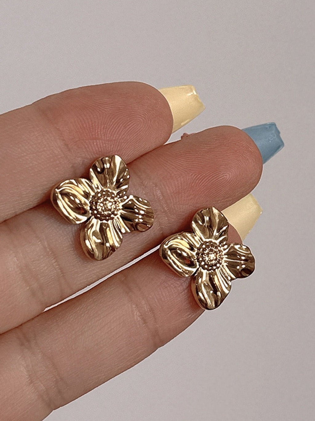 Flower Stud Gold - Dorose | Wasserresistent, kein Verfärben