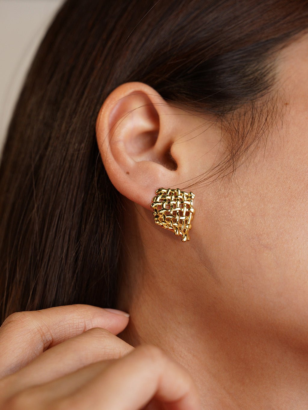 Flowing Mesh Glow Ohrringe Gold - Dorose | Wasserresistent, kein Verfärben