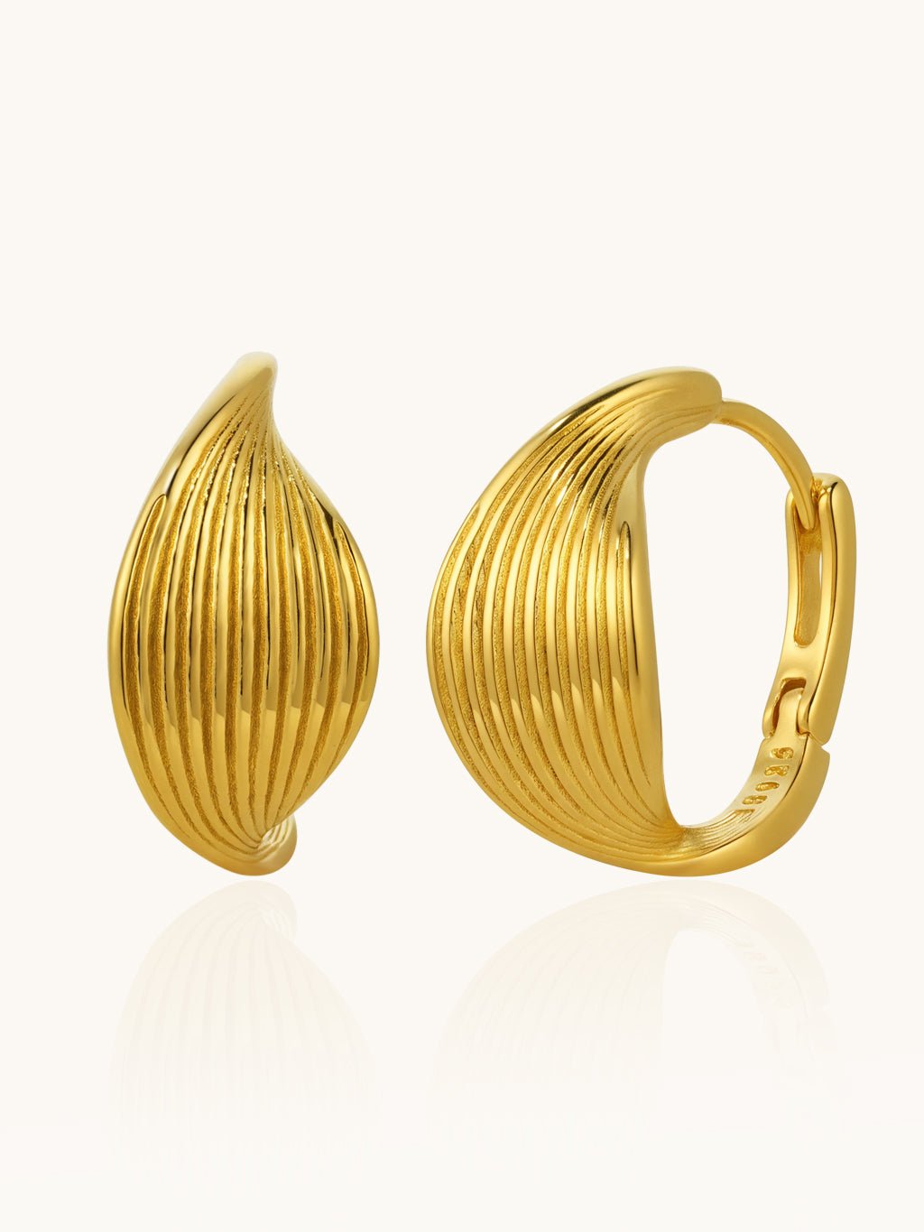 Gerippte Oval - Ohrringe Gold - Dorose | Wasserresistent, kein Verfärben
