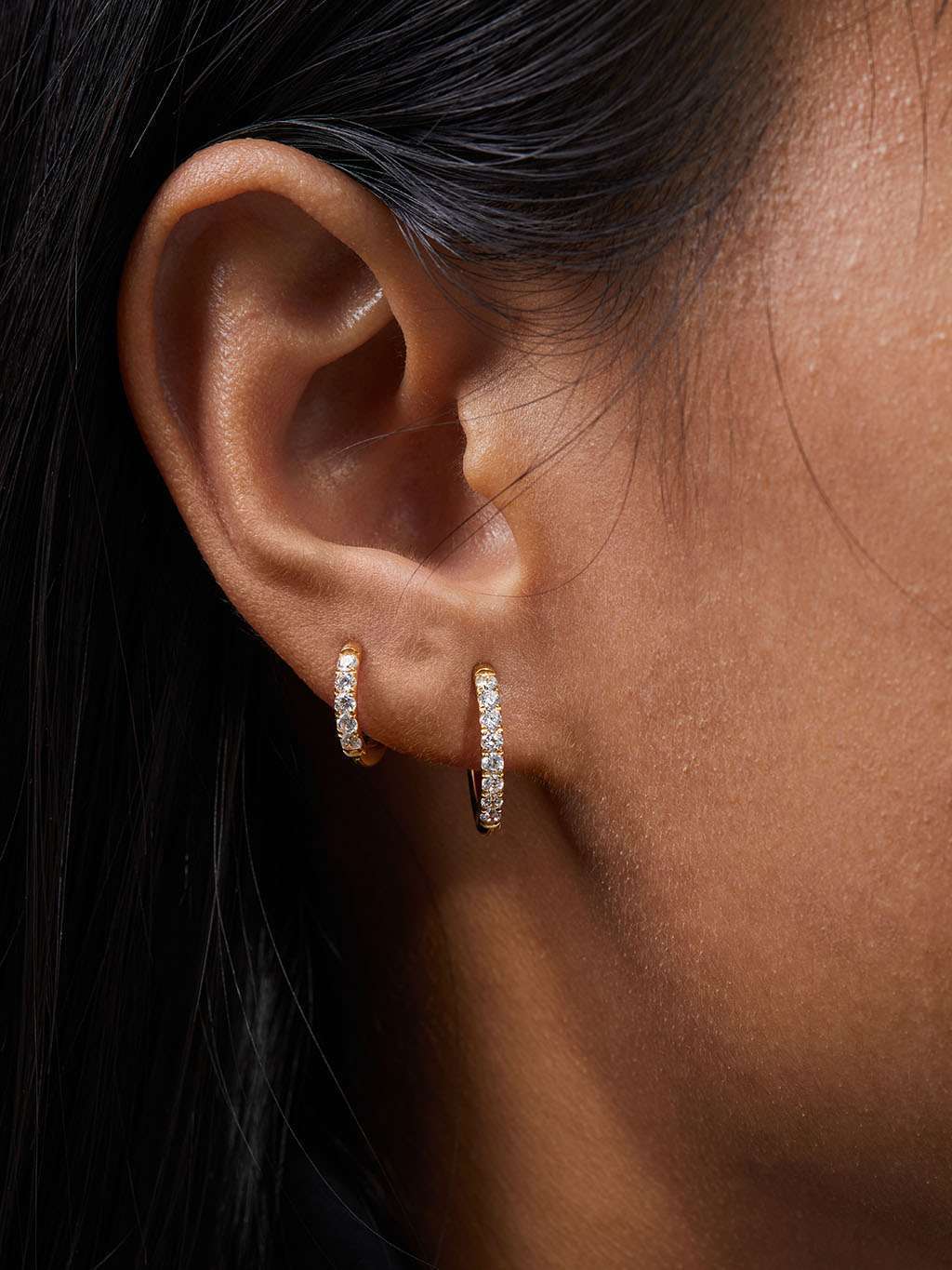 Glamour Kreolen mit Zirkonia Small 8mm Gold & Silber - Dorose | Wasserfester Schmuck, 18K vergoldet