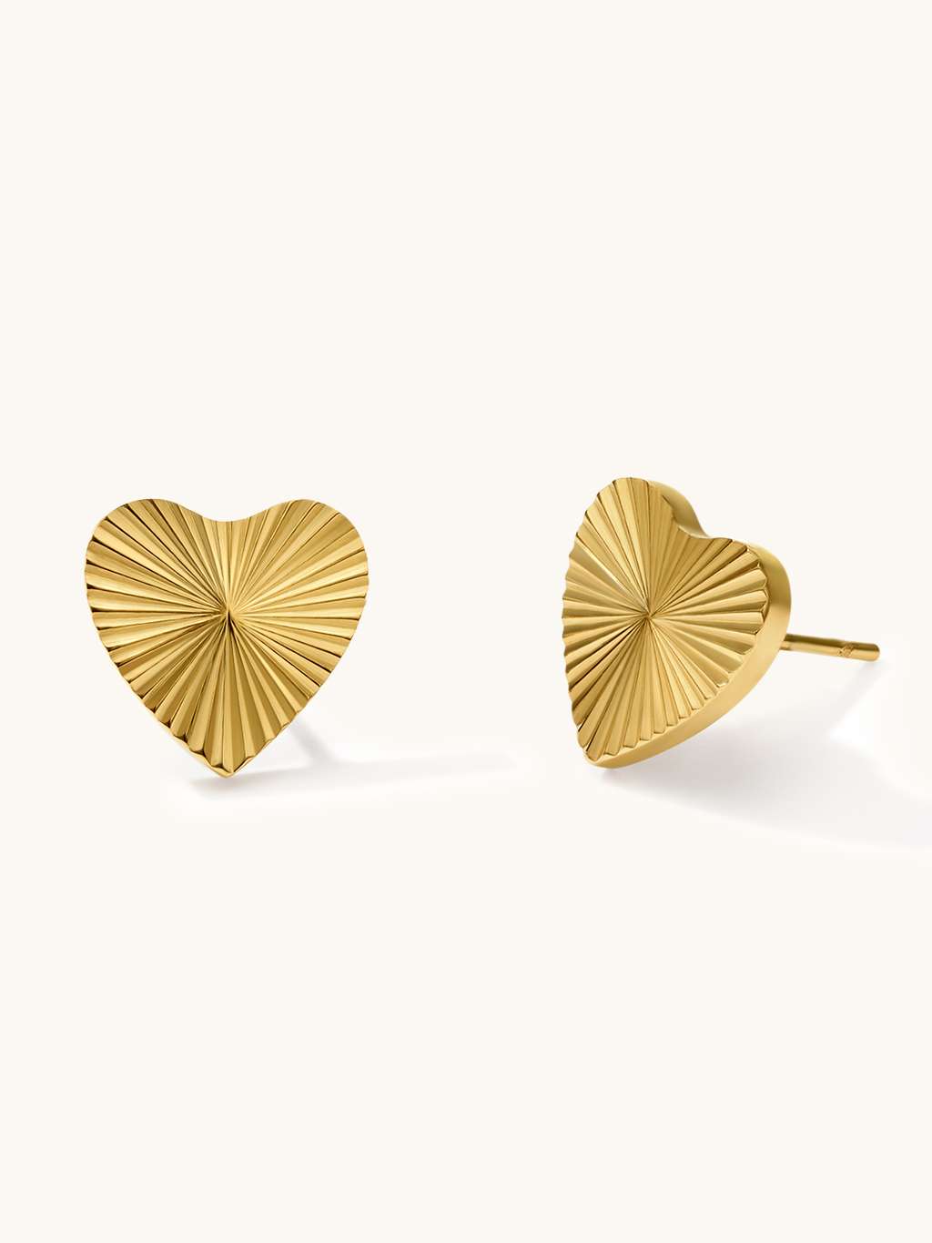 Heart Studs Ohrstecker Gold - Dorose | Wasserfester Schmuck, 18K vergoldet