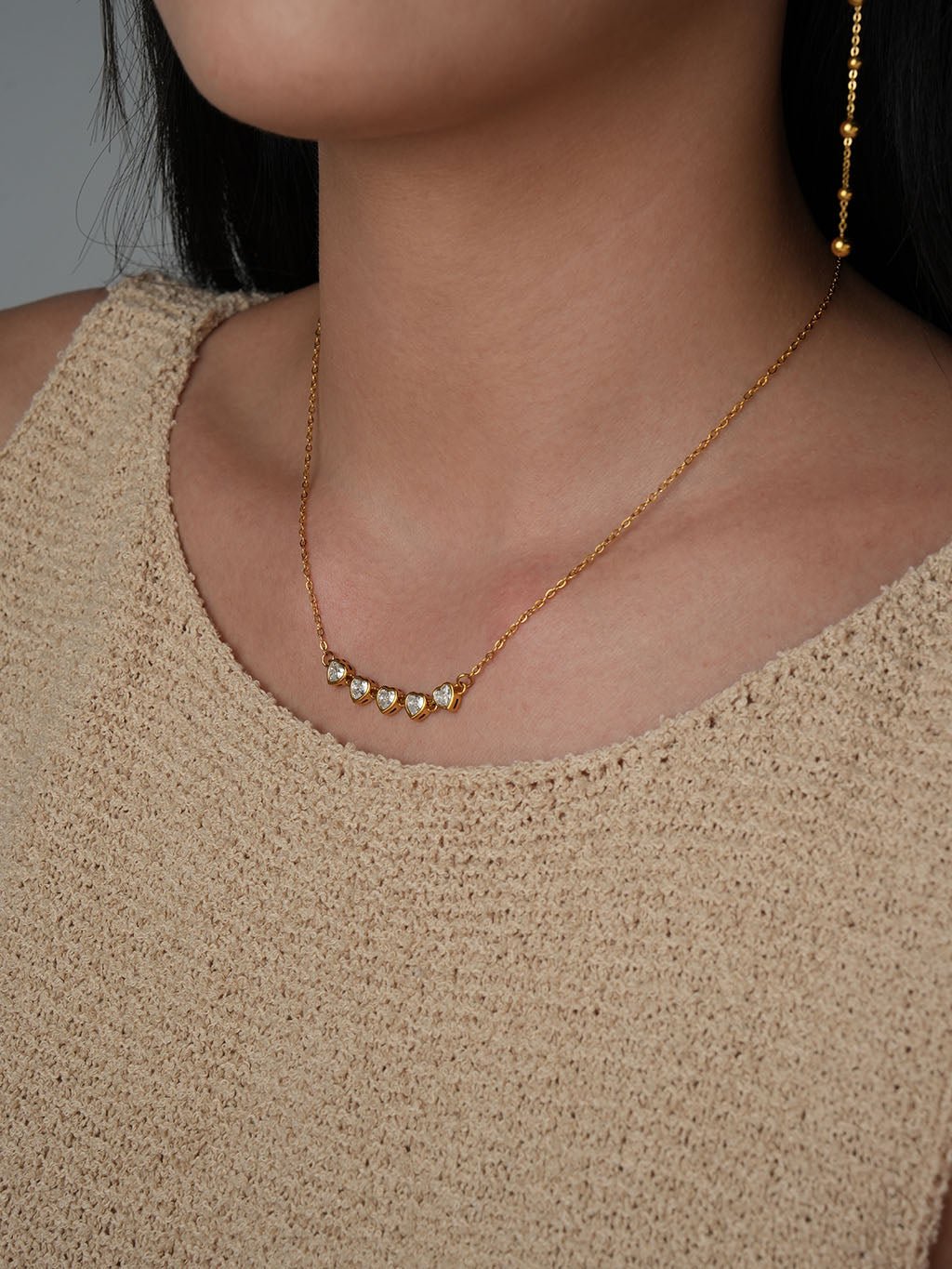 Herz an Herz Halskette Gold mit Zirkonia - Dorose | Wasserresistent, kein Verfärben