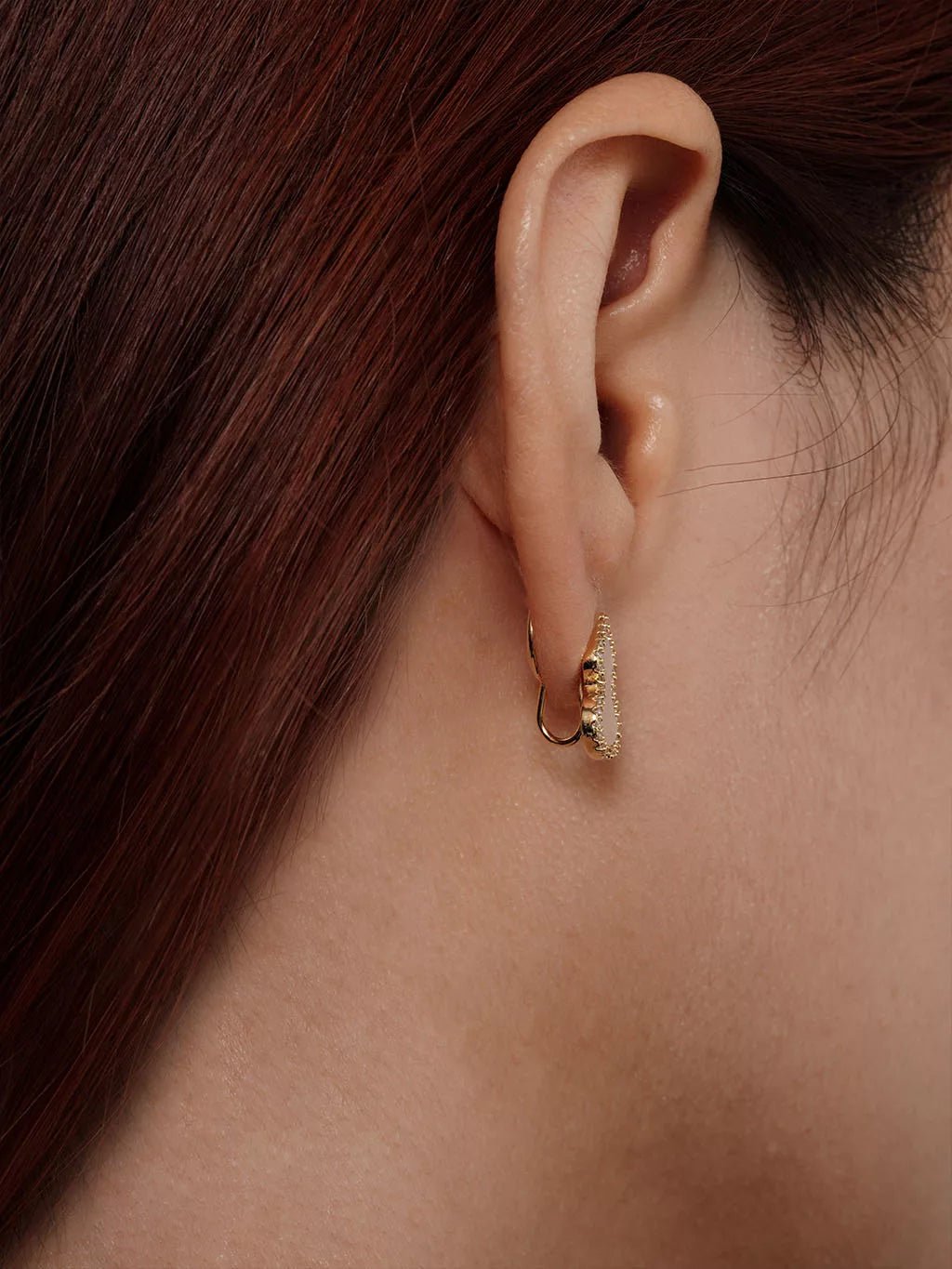 Hulu Clip - on Ohrringe Gold - Dorose | Wasserfester Schmuck, 18K vergoldet