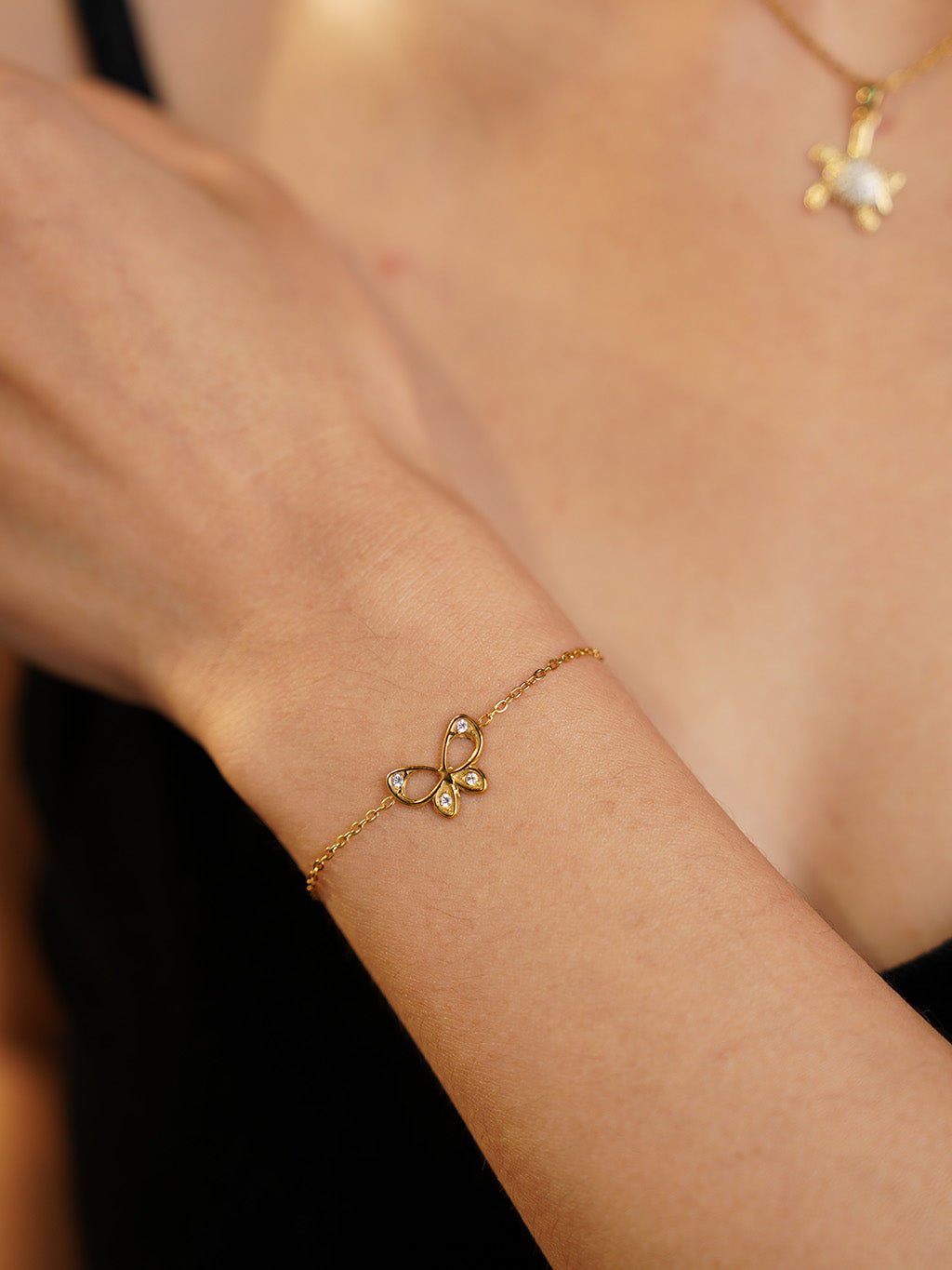 Minimal Schmetterling Armband Gold mit Zirkonia - Rand - Dorose | Wasserresistent, kein Verfärben