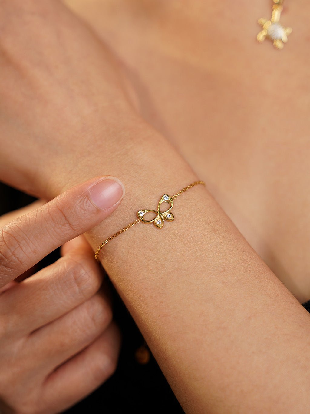 Minimal Schmetterling Armband Gold mit Zirkonia - Rand - Dorose | Wasserresistent, kein Verfärben