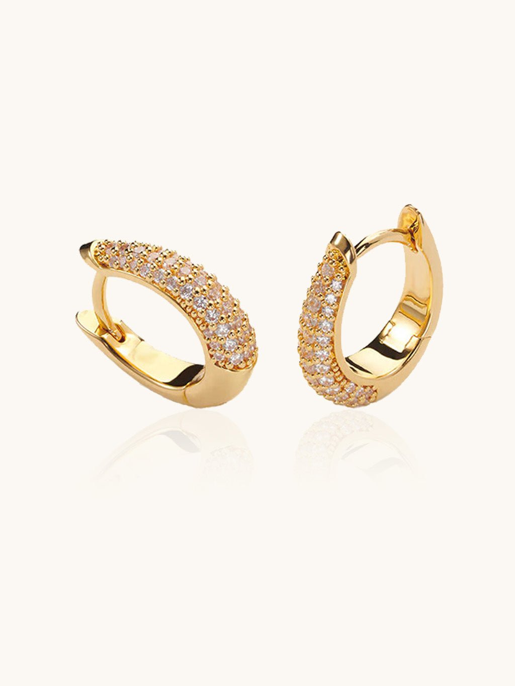 Oval Creolen Gold mit Zirkonia Steinen - Dorose | Wasserresistent, kein Verfärben