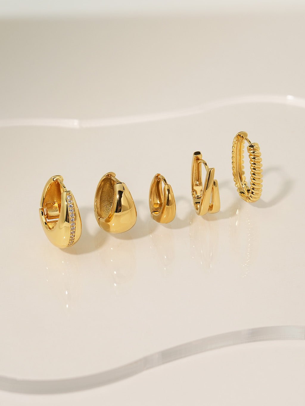 Ovale Hoops Ohrringe Gold - Dorose | Wasserresistent, kein Verfärben