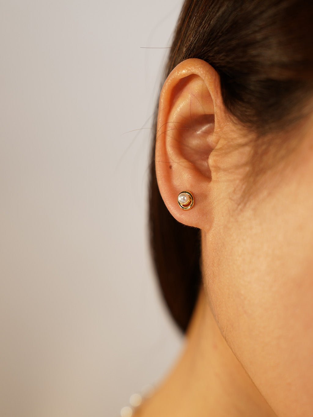 Perlen - Solitär Ohrstecker Gold - Dorose | Wasserresistent, kein Verfärben