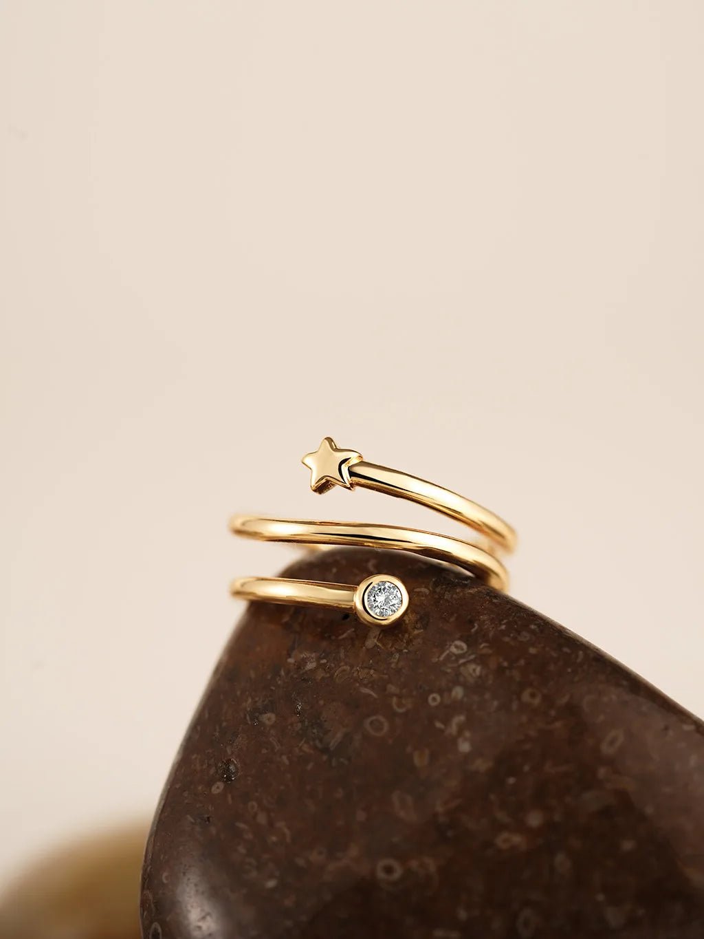 Shining Star Earcuff Gold - Dorose | Wasserfester Schmuck, 18K vergoldet