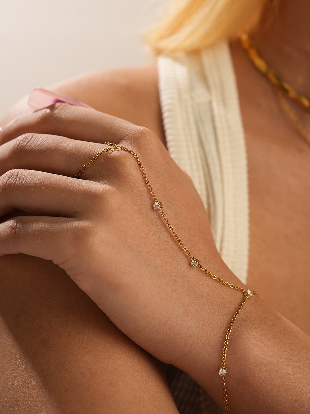 Shinny Hand Chain Armband Gold - Dorose | Wasserresistent, kein Verfärben