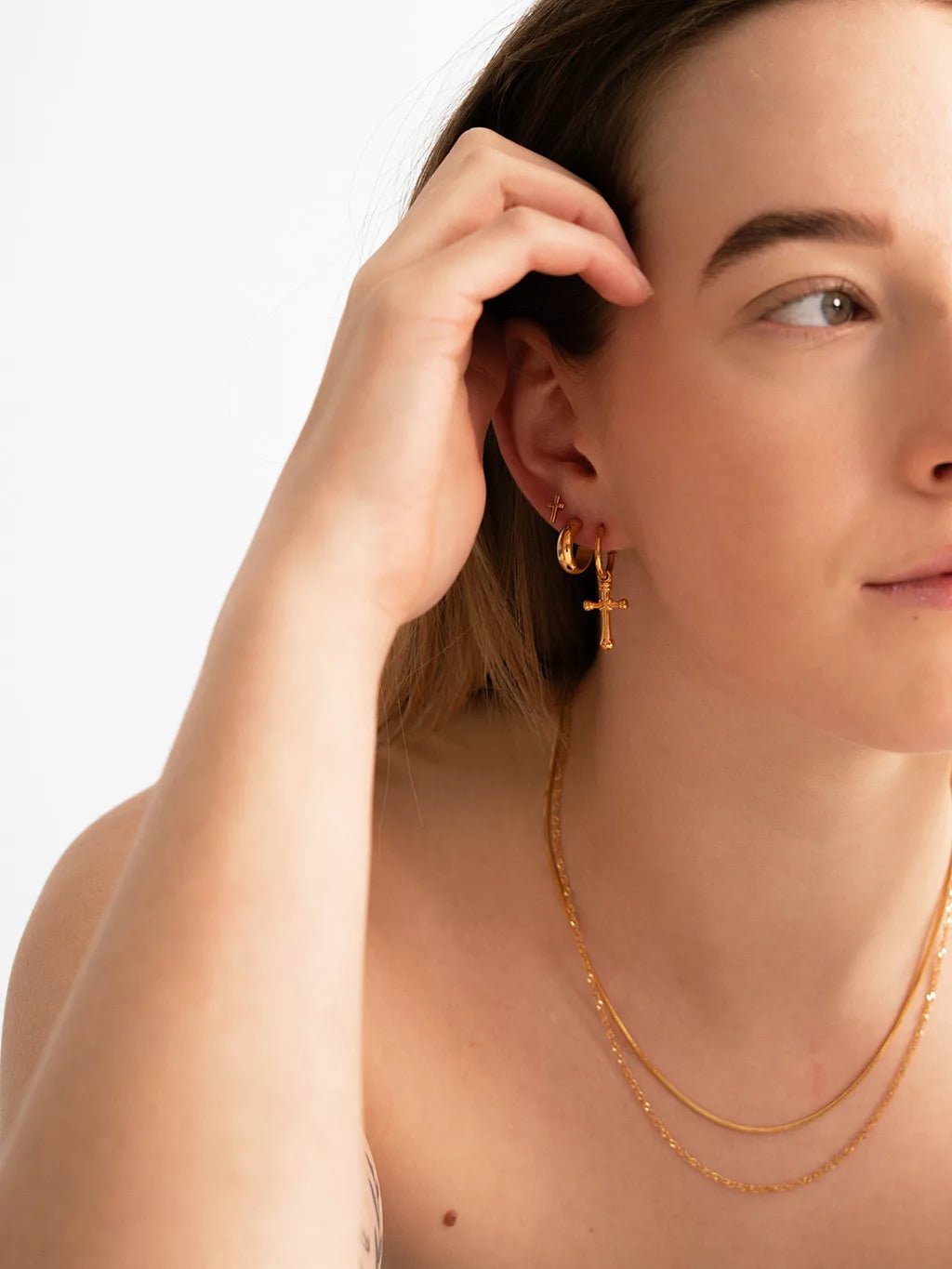 Simple Cross Ohrringe Gold - Dorose | Wasserfester Schmuck, 18K vergoldet