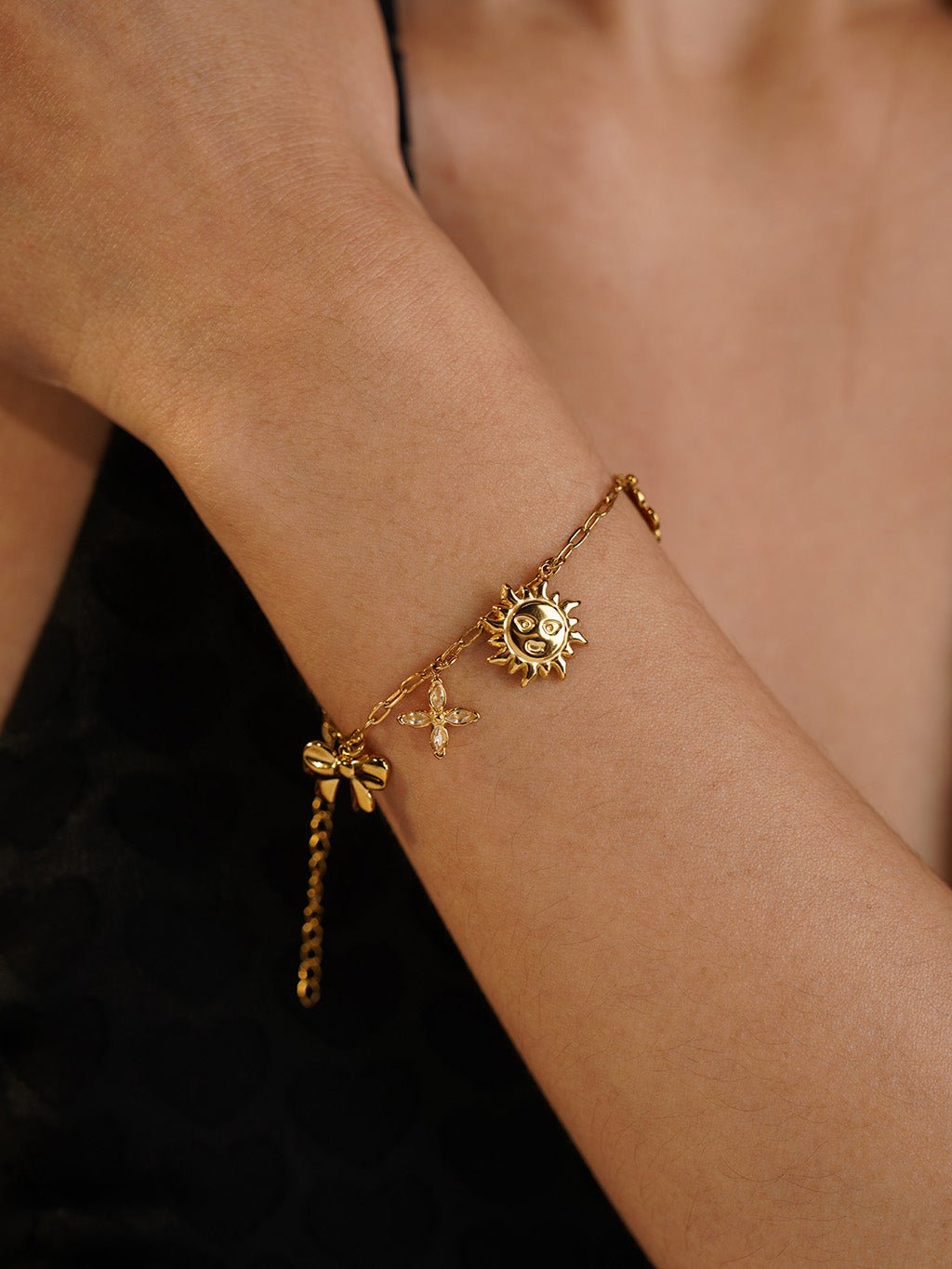 Sonne & Herz Gliederarmband Gold - Dorose | Wasserresistent, kein Verfärben