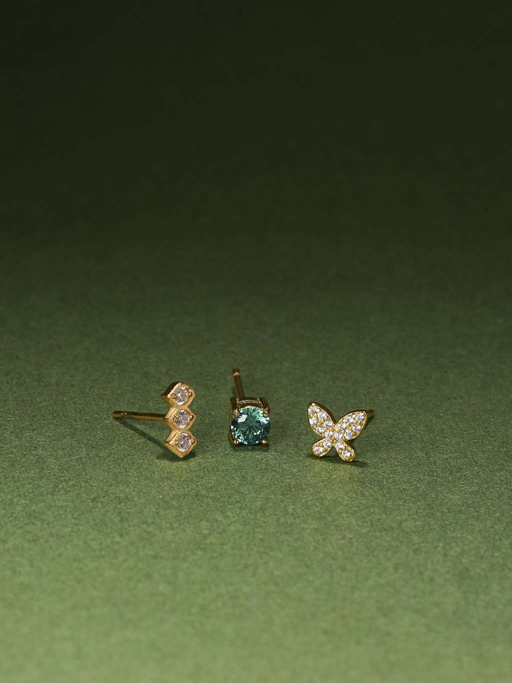 Sparkling Butterfly Ohrstecker Gold - Dorose | Wasserfester Schmuck, 18K vergoldet