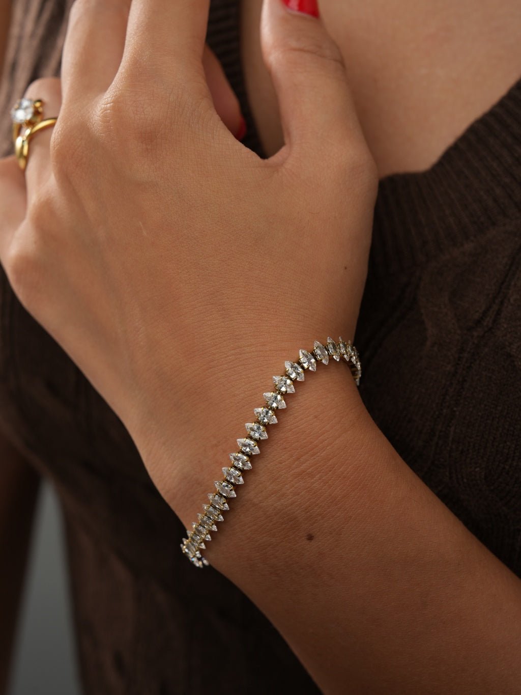 Sparkling Tennis Armband Gold Einstellbar - Dorose | Wasserresistent, kein Verfärben