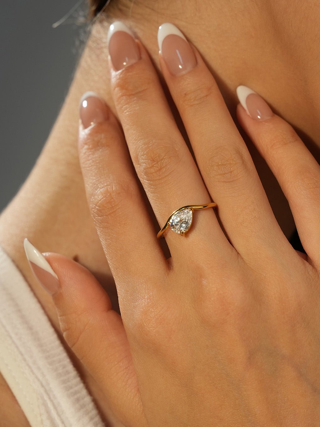Tear Ring Gold - Dorose | Wasserresistent, kein Verfärben