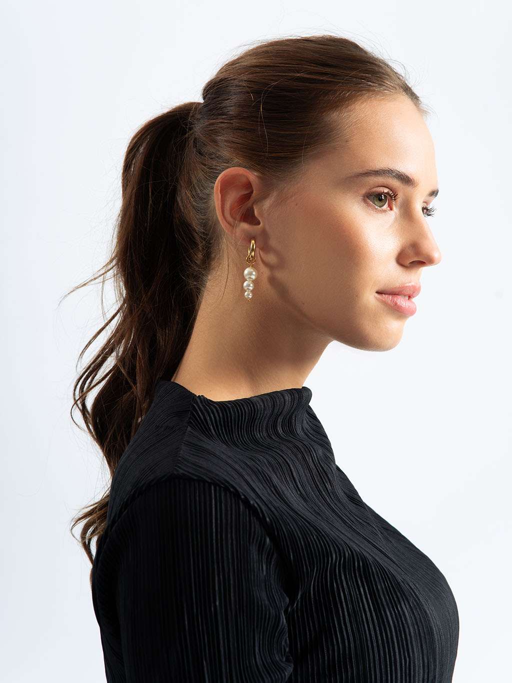 Three Pearl Hoop Ohrringe Gold - Dorose | Wasserfester Schmuck, 18K vergoldet