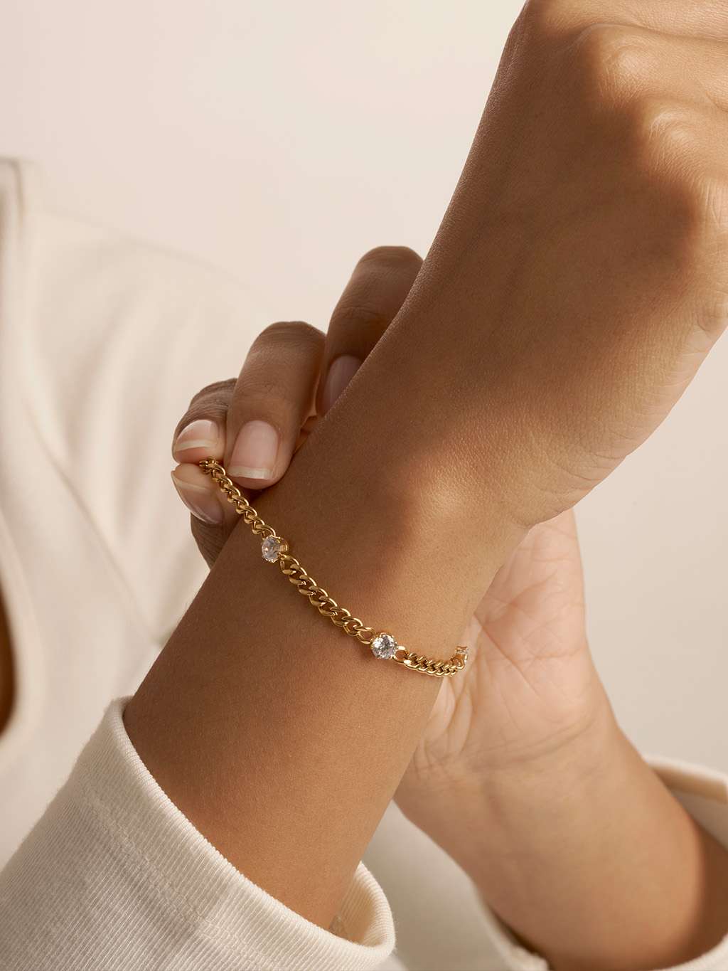 Umwerfendes Set: Panzerkette + Armband mit Zirkoniasteinen - Dorose | Wasserfester Schmuck, 18K vergoldet