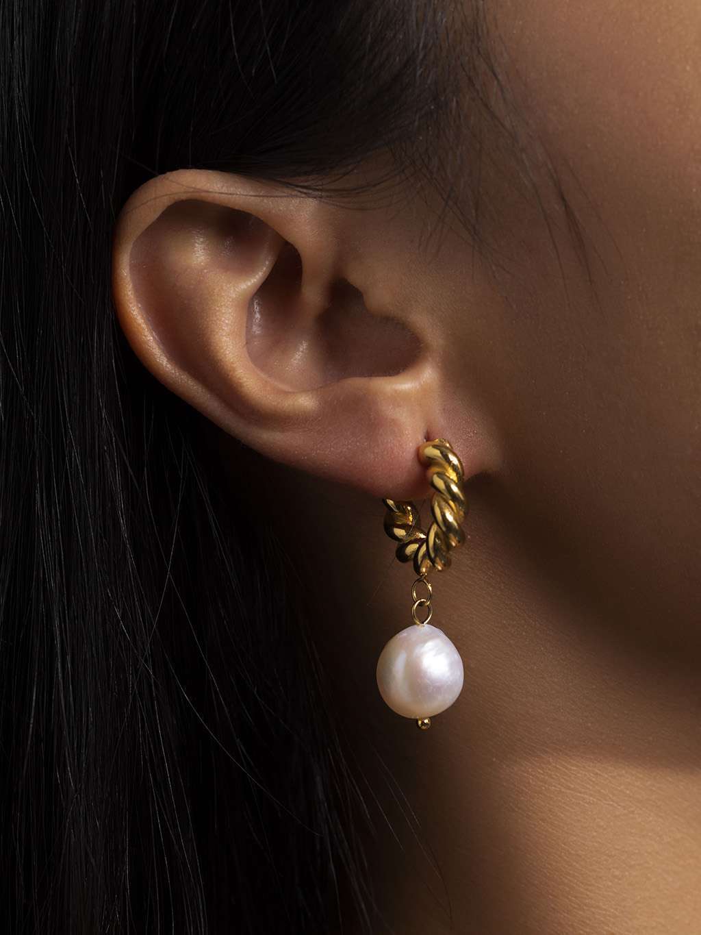 Verdrehte Barockperlenohrringe Gold - Dorose | Wasserfester Schmuck, 18K vergoldet