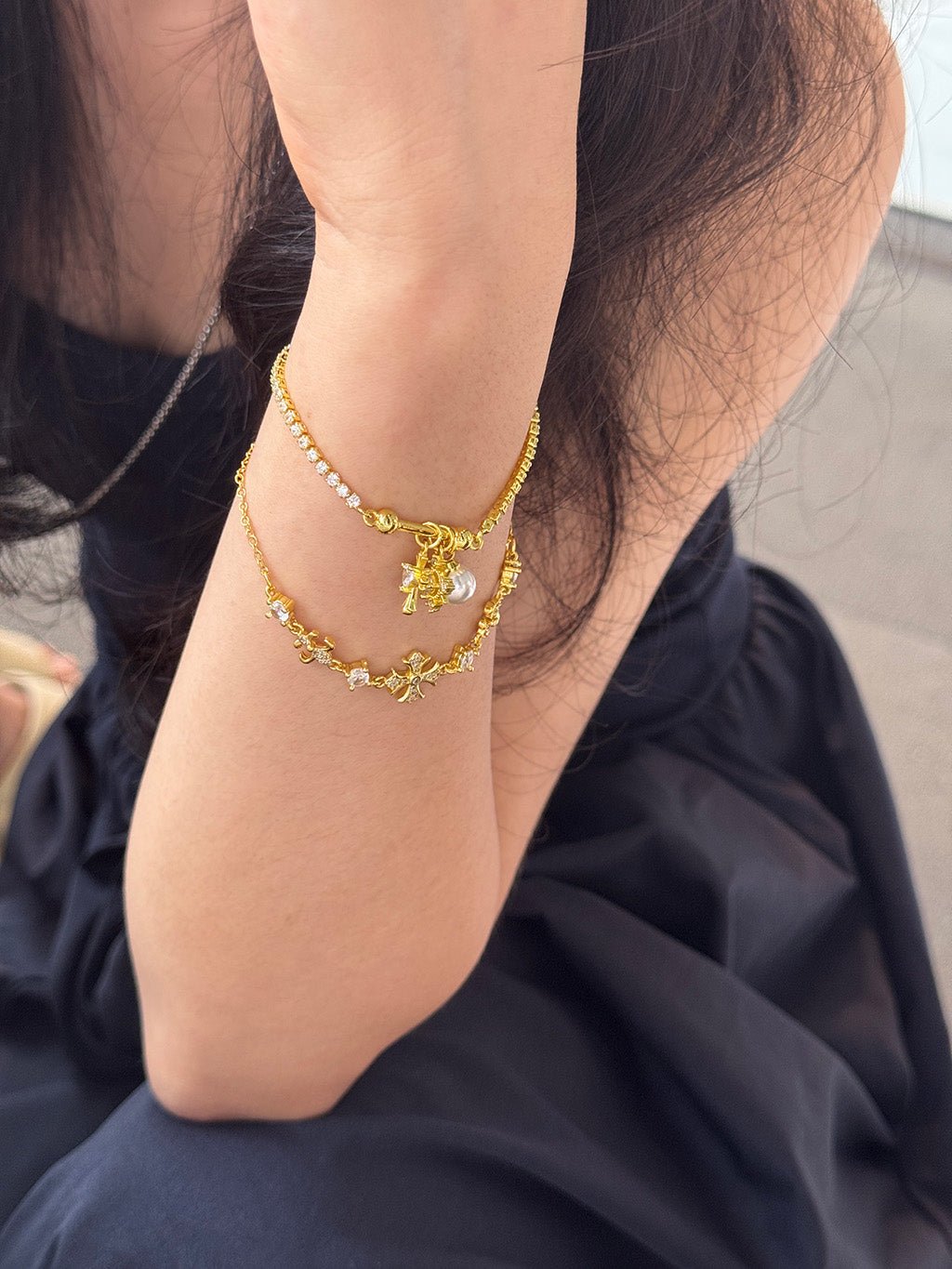 Vintage Cross Armband Gold - Dorose | Wasserresistent, kein Verfärben