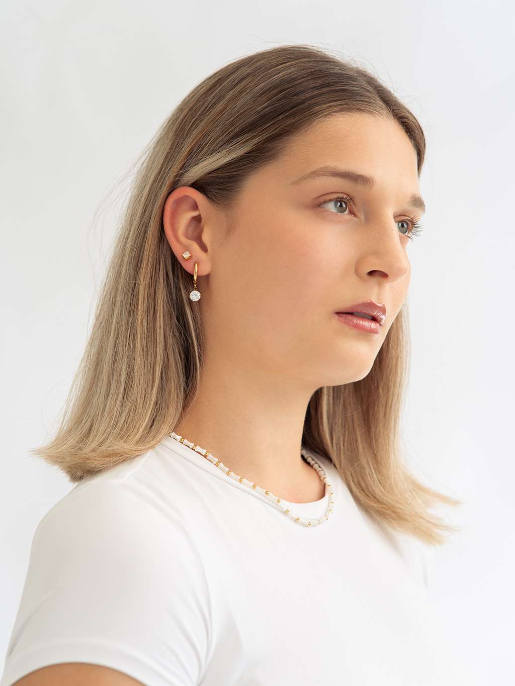 White Gentle Shine Hoop Ohrringe Gold - Dorose | Wasserfester Schmuck, 18K vergoldet