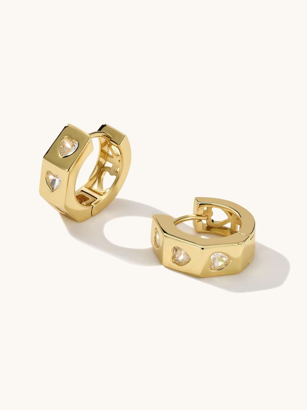 Wide Love Heart Ohrringe Gold - Dorose | Wasserfester Schmuck, 18K vergoldet