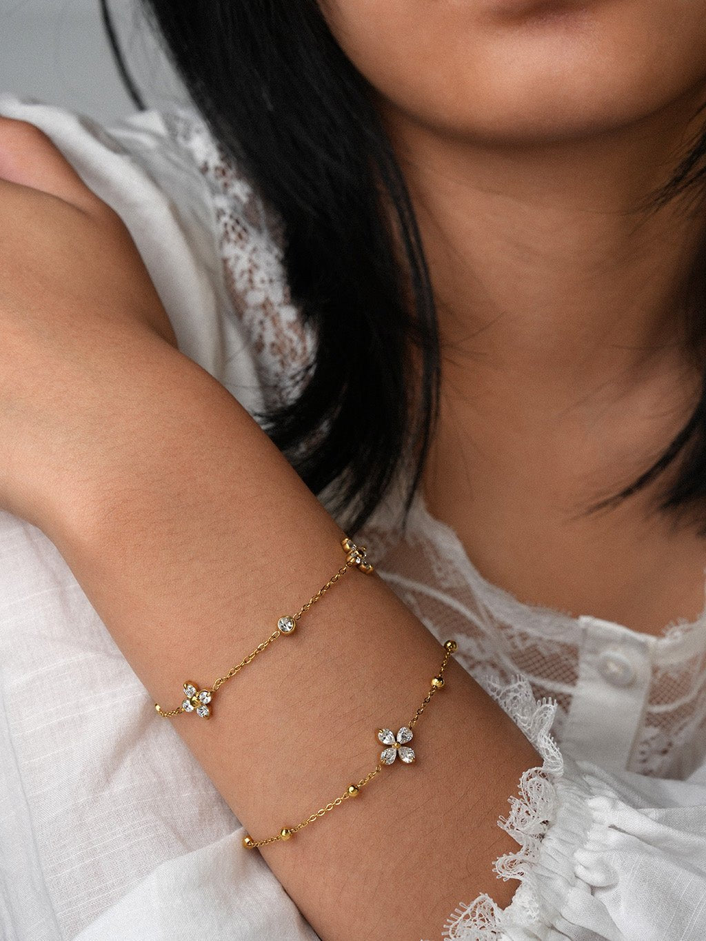 Zirkonia Kleeblatt Armband Gold - Dorose | Wasserresistent, kein Verfärben