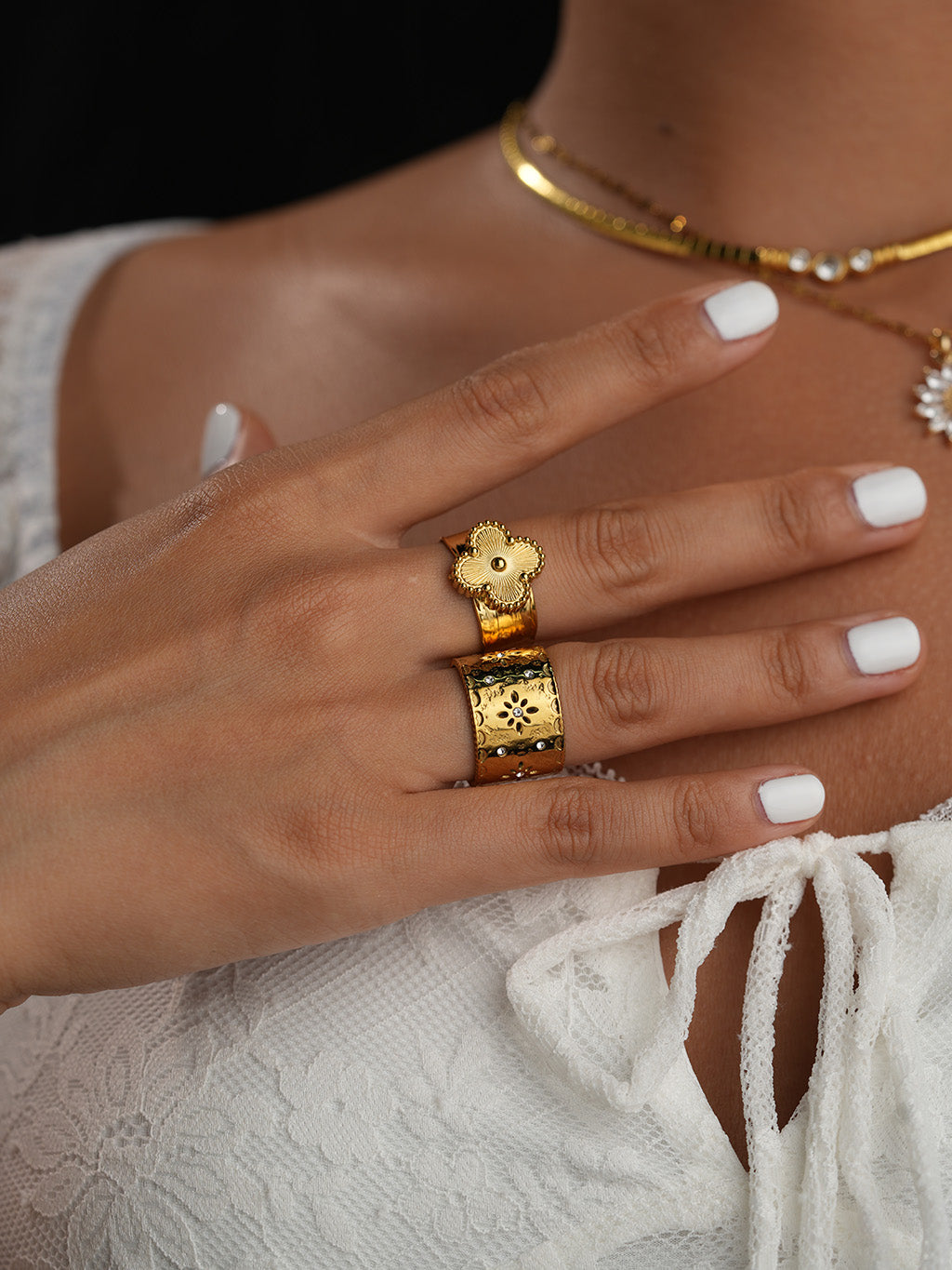 Dainty Clover Ring Gold - Dorose | Wasserresistent, kein Verfärben