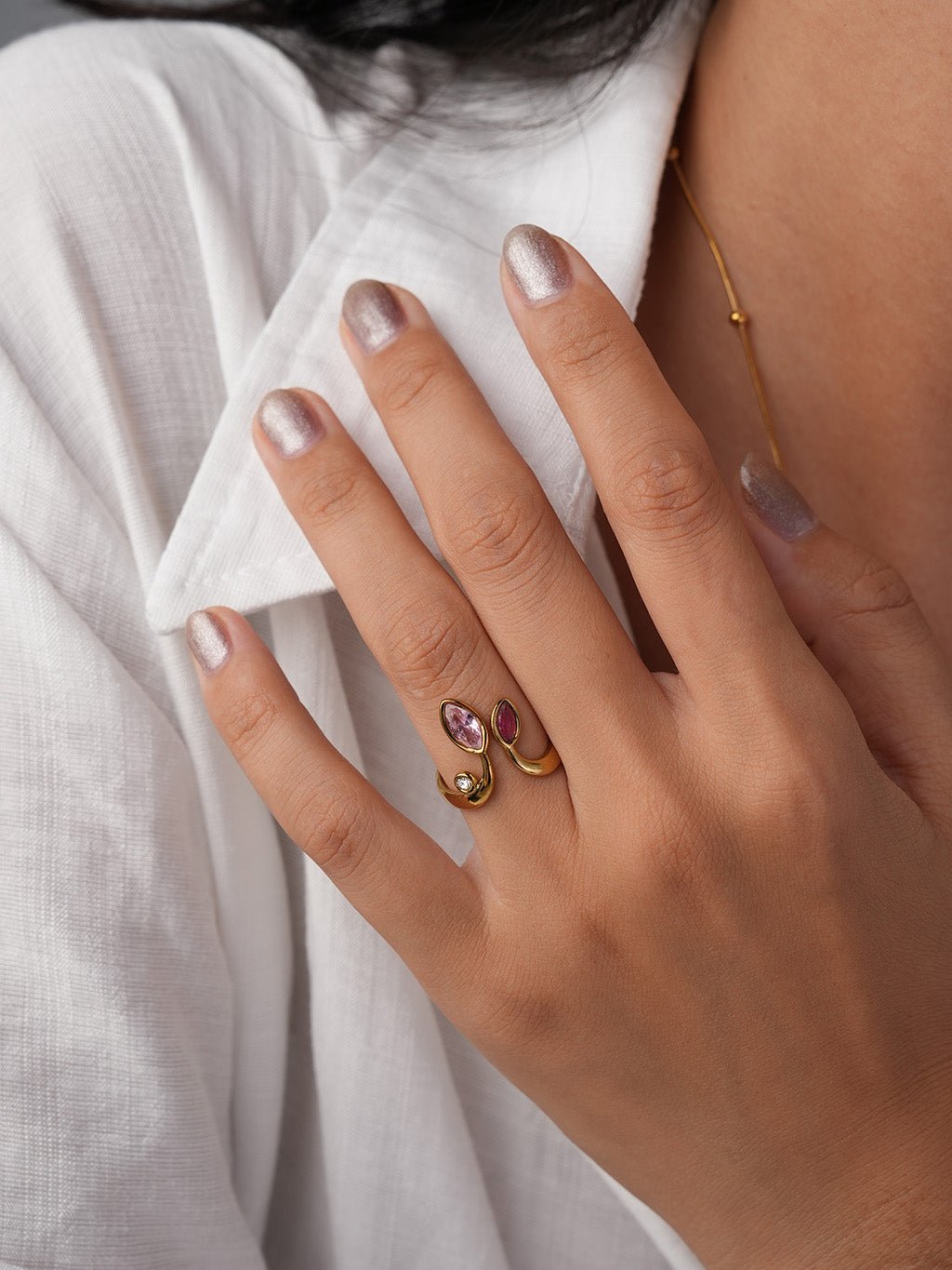 Blatt - Ring mit rosa Zirkonia Gold - Dorose | Wasserresistent, kein Verfärben