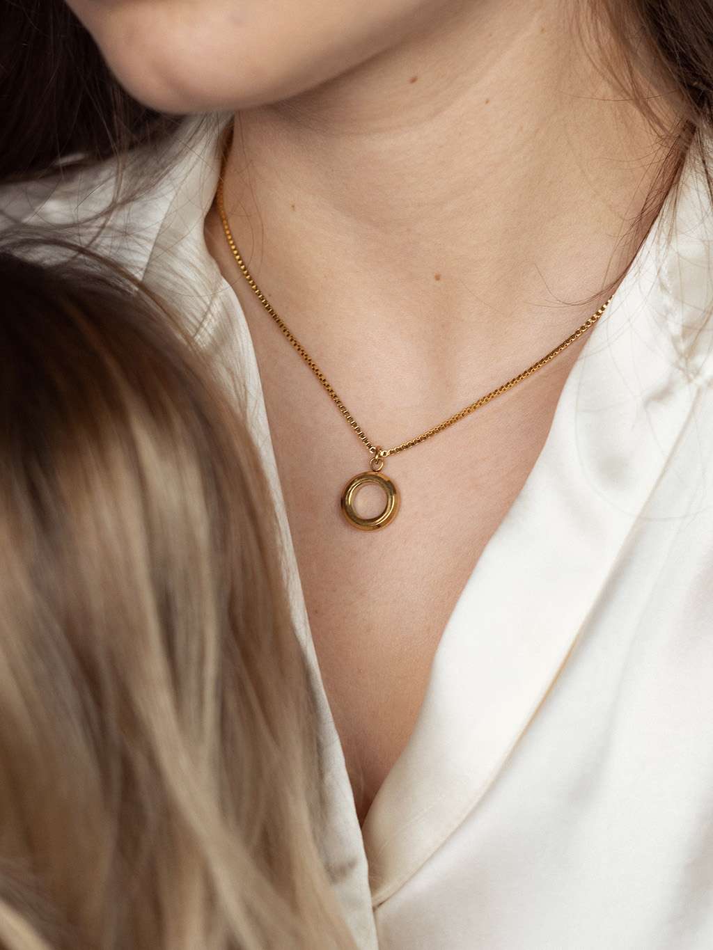 Buchstabe O Halskette Gold - Dorose | Wasserfester Schmuck, 18K vergoldet