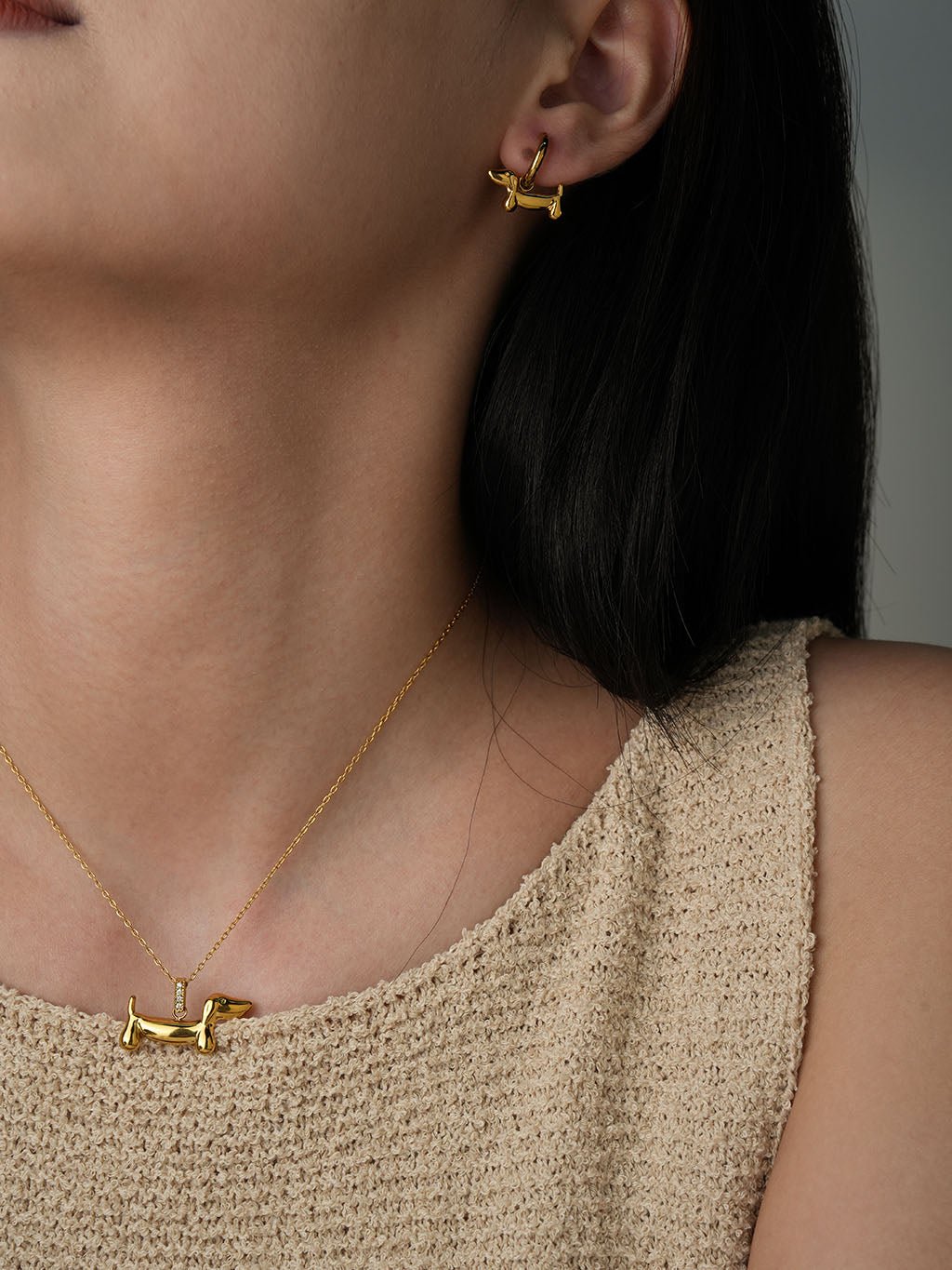 Dackel Schmuckset Gold – Halskette & Ohrringe - Dorose | Wasserresistent, kein Verfärben