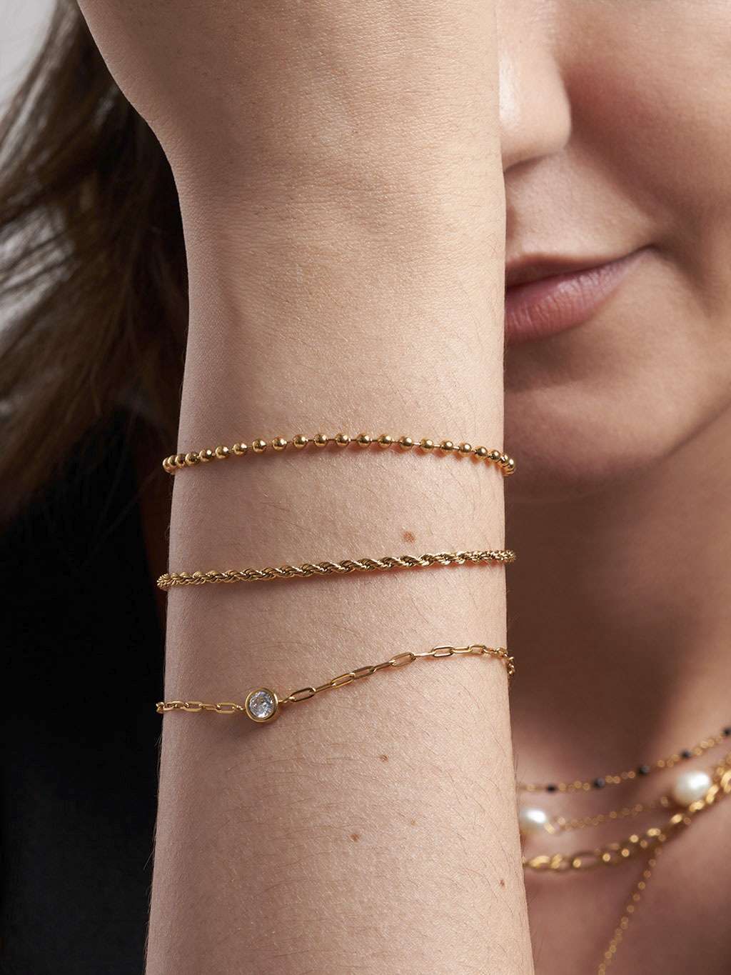 18-Karat-Goldoptik-Armband mit Edelstahlkern | Modischer wasserfester Alltagsschmuck für Beruf & Freizeit