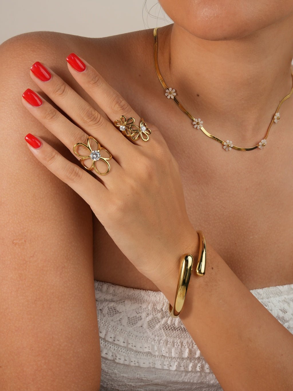 Double Twist Armband Gold - Dorose | Wasserresistent, kein Verfärben