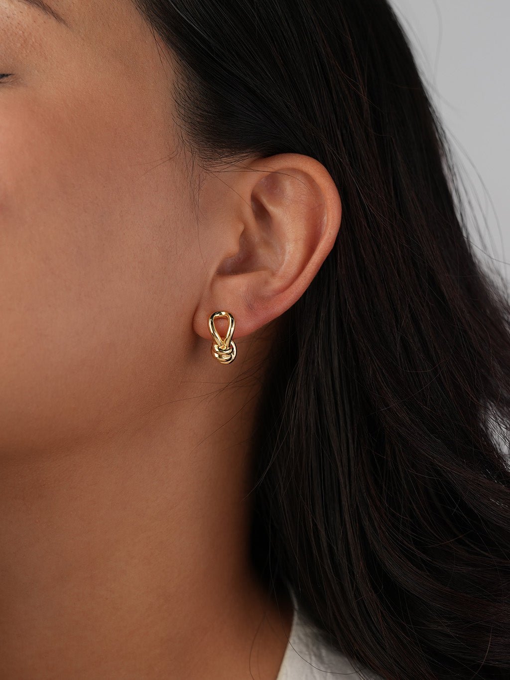 Elegante gedrehte Ohrringe Gold - Dorose | Wasserresistent, kein Verfärben