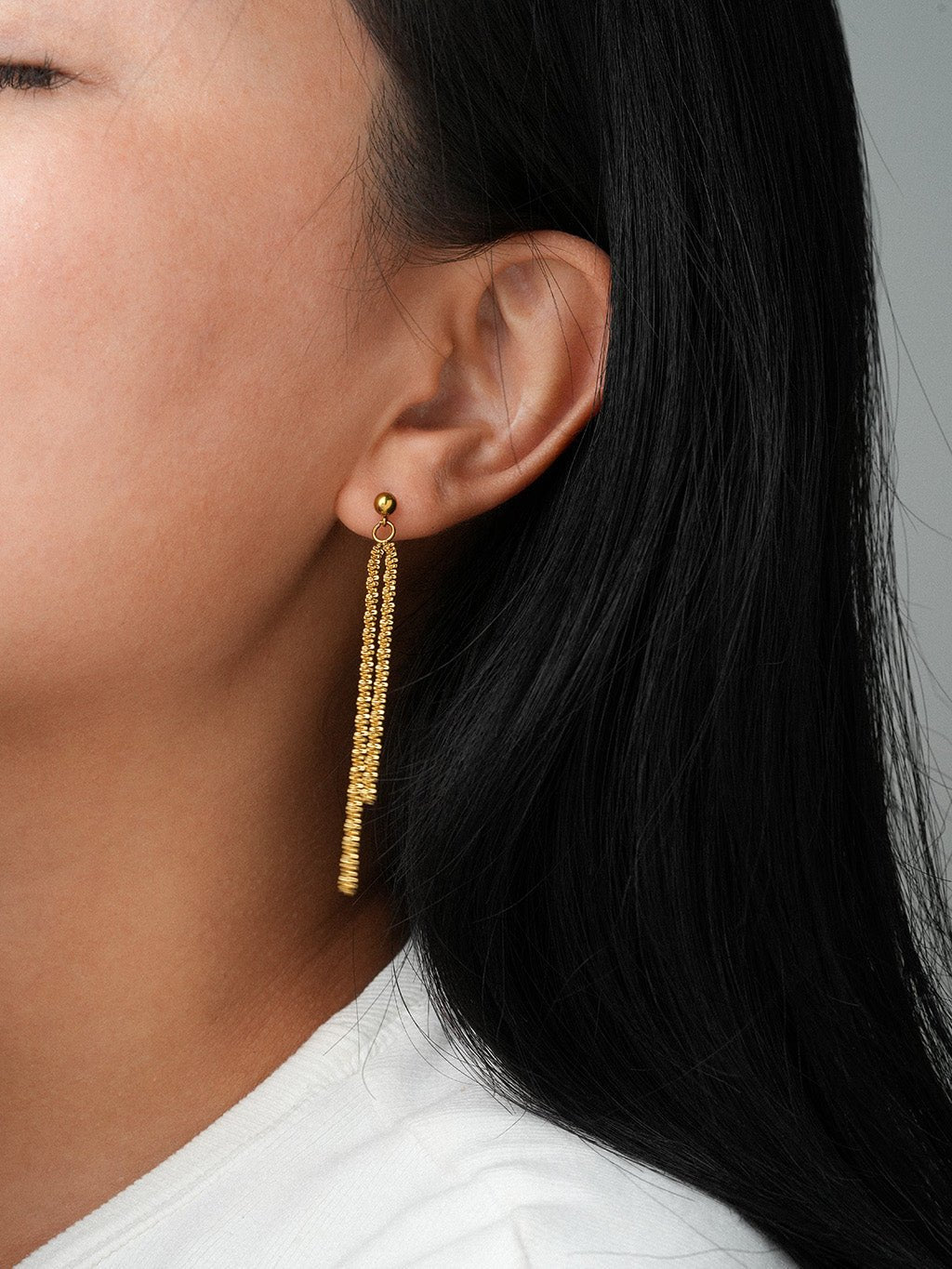 Elegante Quasten Ohrringe Gold - Dorose | Wasserresistent, kein Verfärben