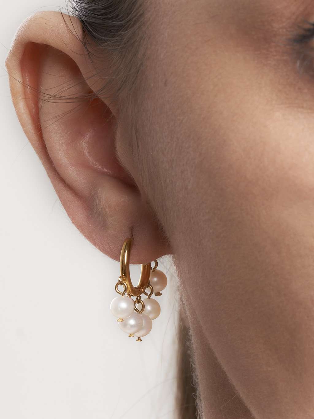 Floating Pearl Charm Ohrringe Gold - Dorose | Wasserfester Schmuck, 18K vergoldet