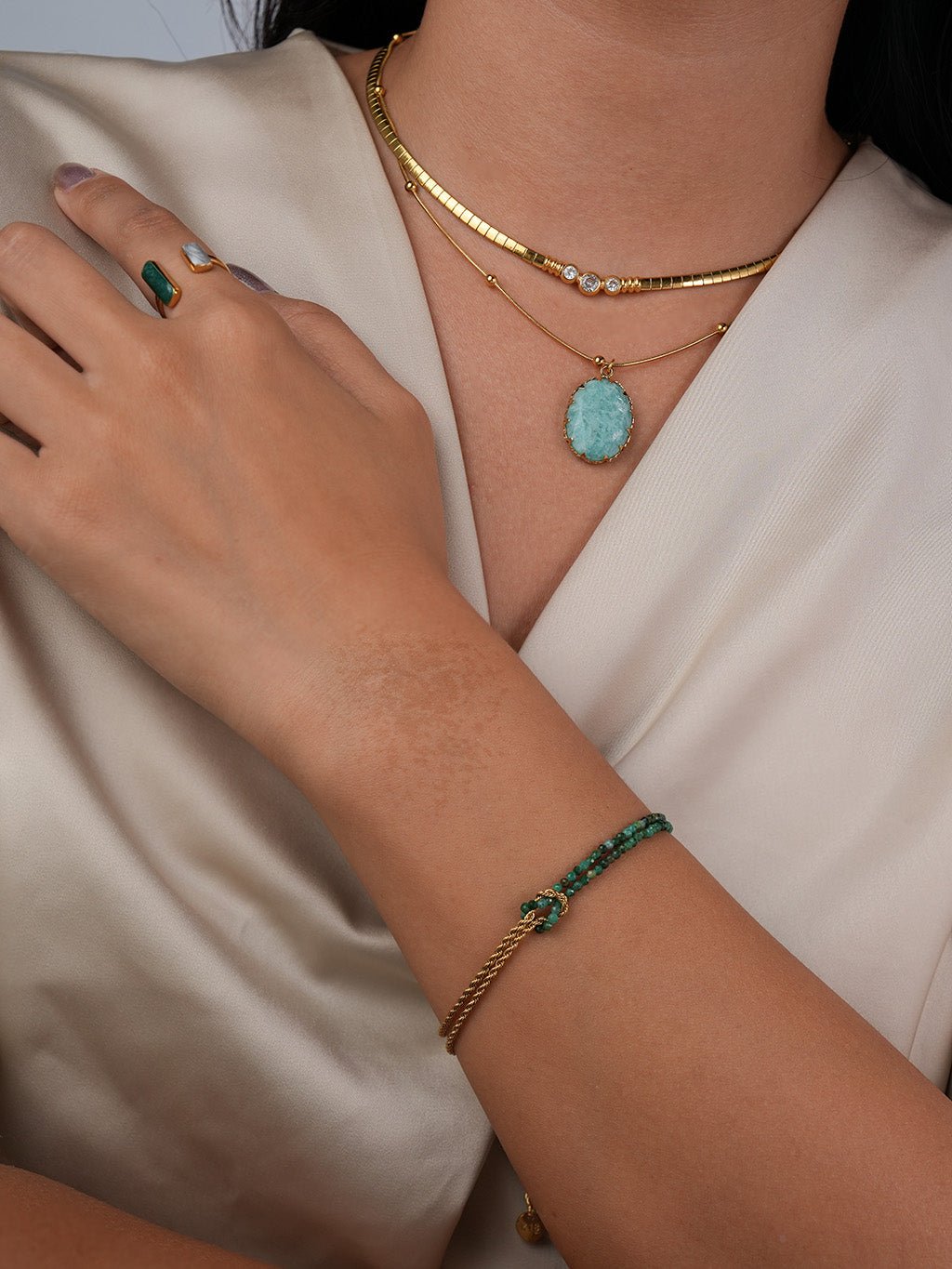 Geflochtenes Armband mit natürlichen Steinen - Dorose | Wasserresistent, kein Verfärben