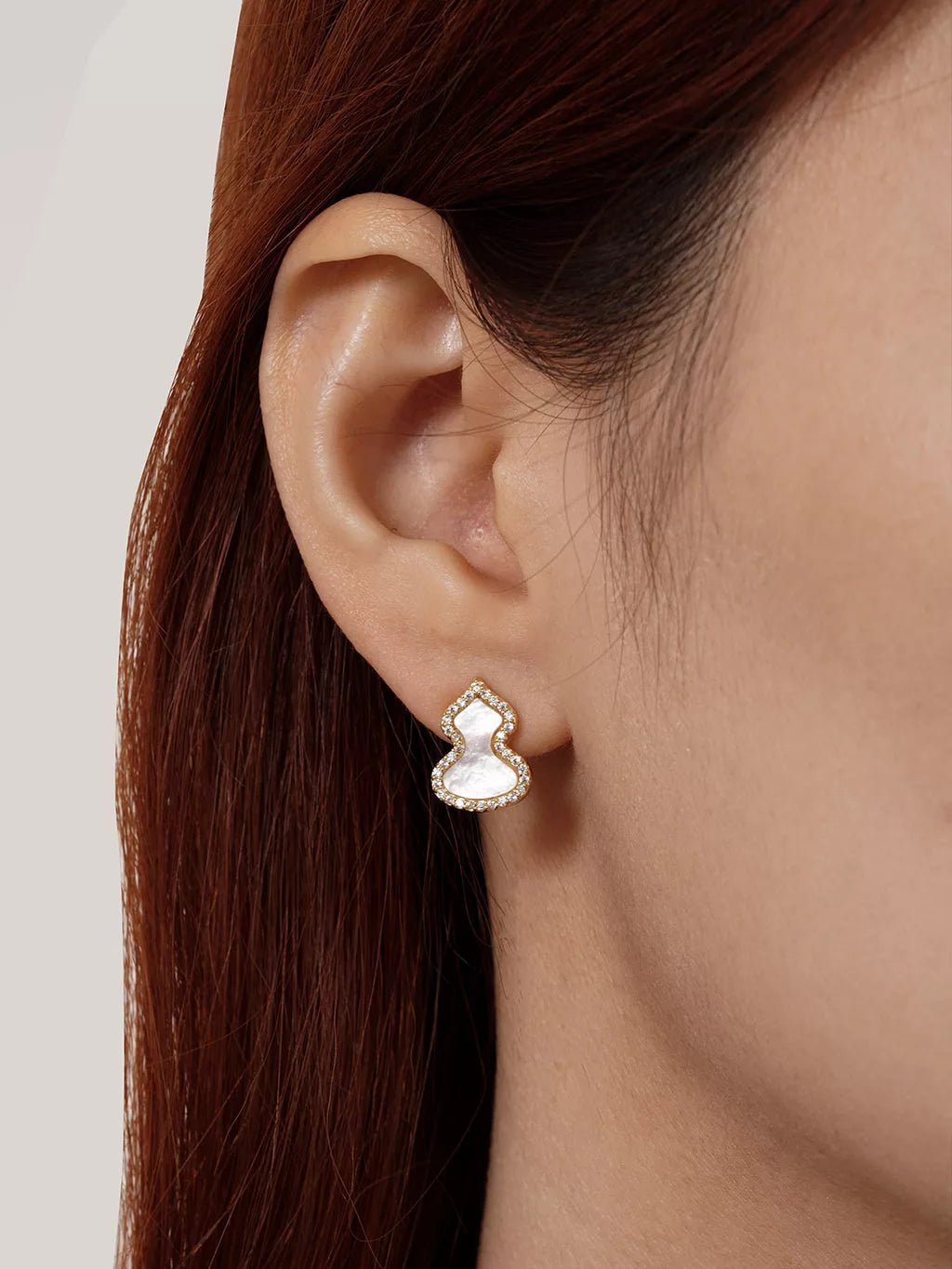 Hulu Clip - on Ohrringe Gold - Dorose | Wasserfester Schmuck, 18K vergoldet