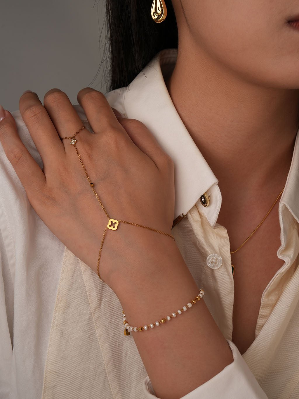 Kleeblatt Handkette Gold mit Zirkonia - Dorose | Wasserresistent, kein Verfärben