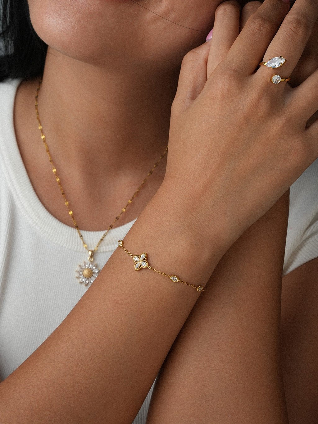 Kleeblatt Zirkonia Armband Gold - Dorose | Wasserresistent, kein Verfärben