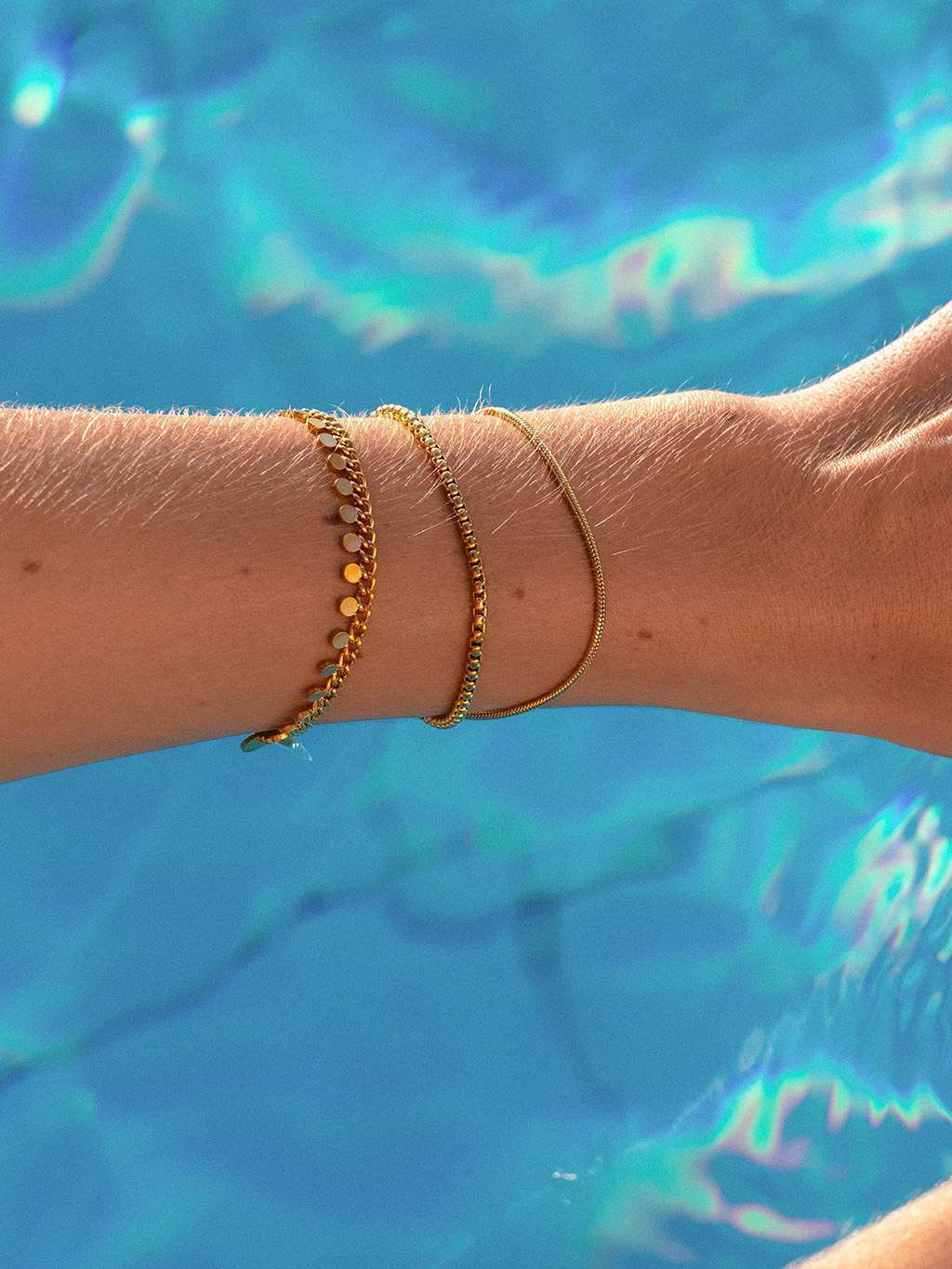Loop Sleek Armband Gold - Dorose | Wasserfester Schmuck, 18K vergoldet